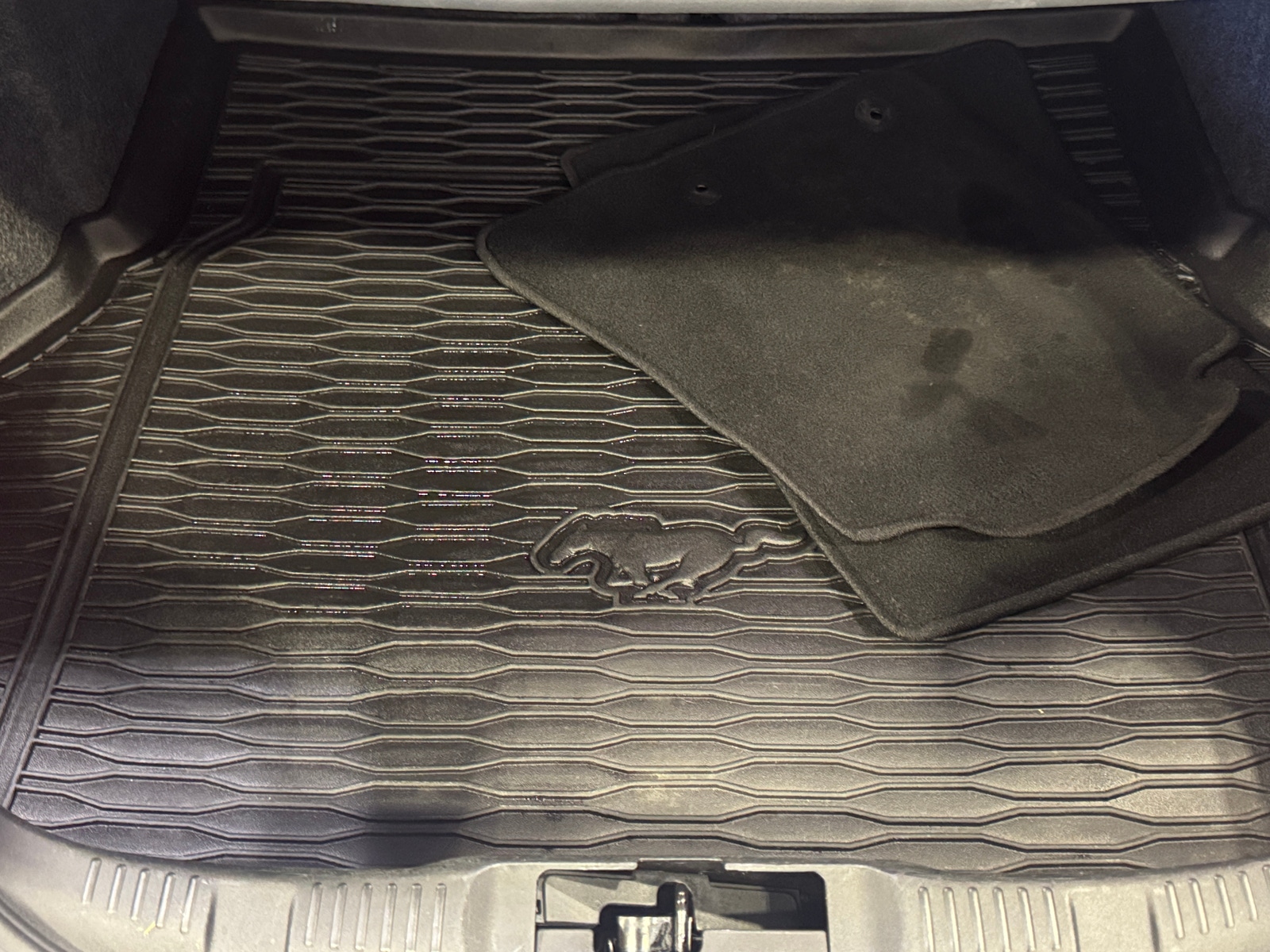 Thumbnail: 2017 Ford Mustang - 6