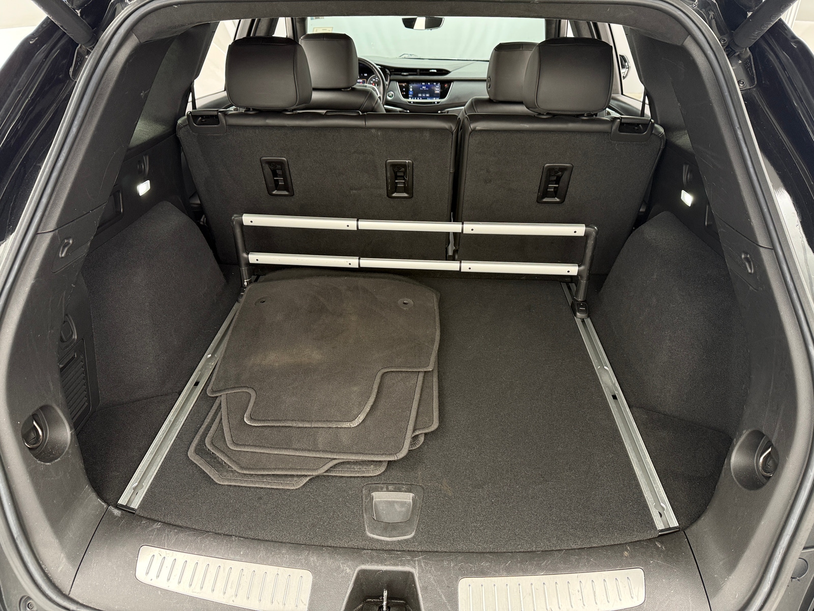 Thumbnail: 2022 Cadillac XT5 - 6