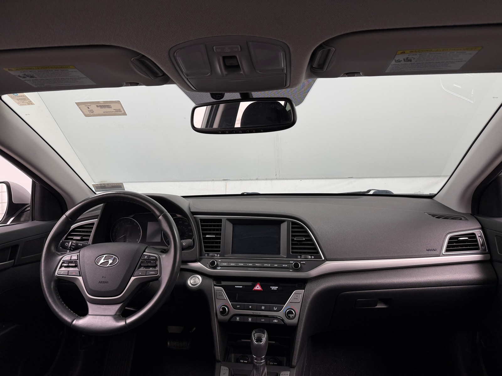 Thumbnail: 2018 Hyundai Elantra - 3