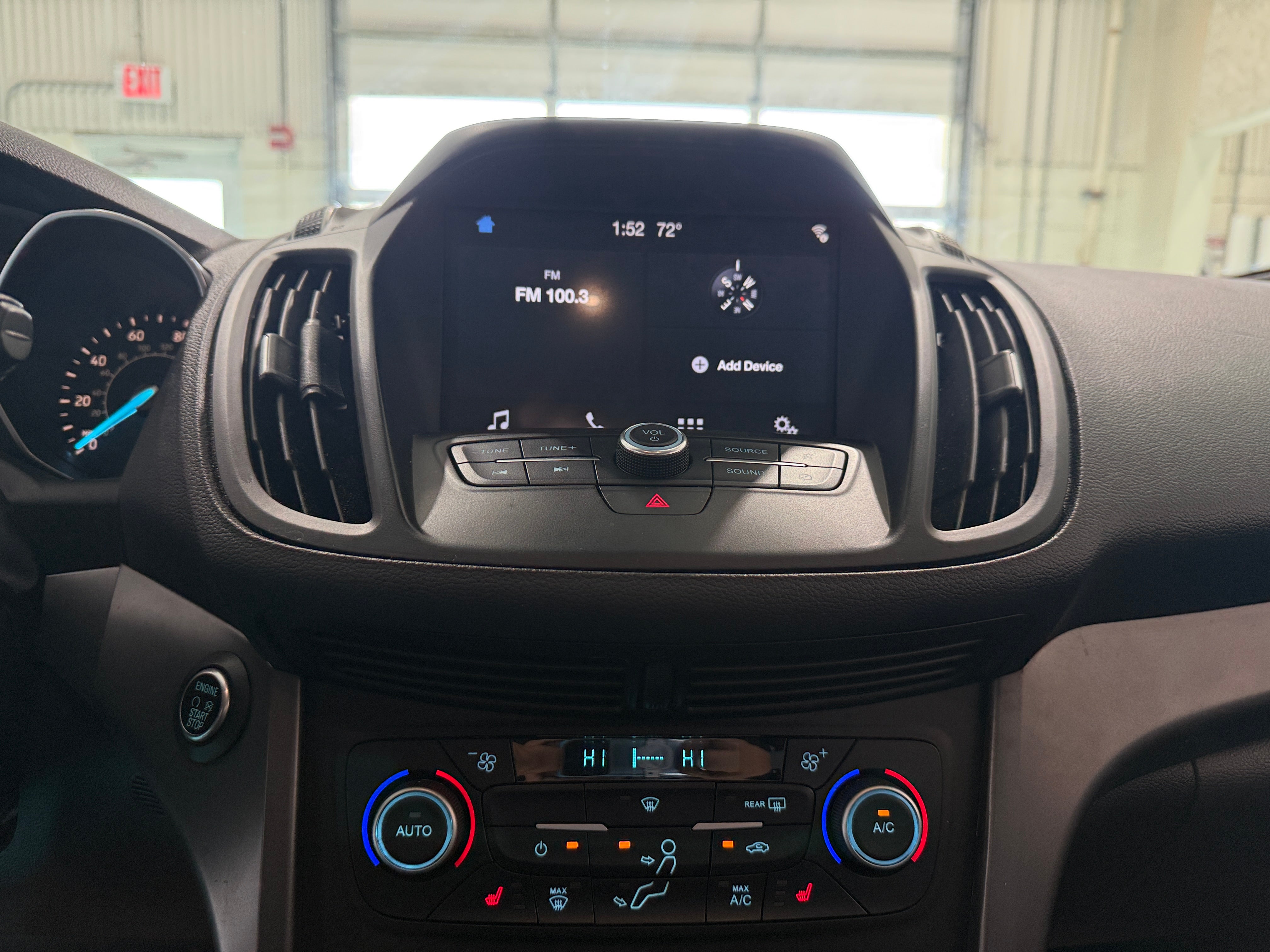 Thumbnail: 2019 Ford Escape - 4