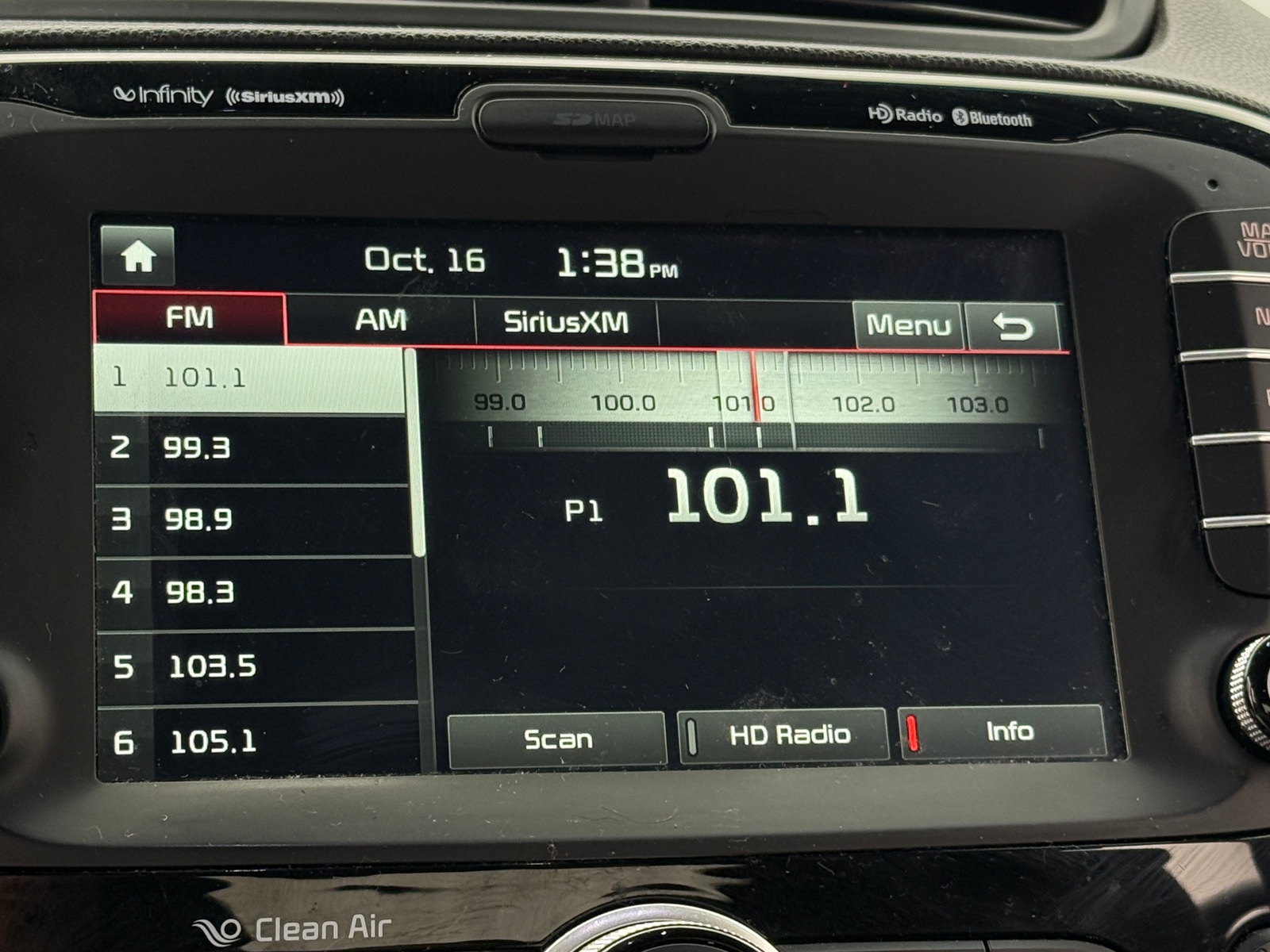 Thumbnail: 2015 Kia Soul - 3
