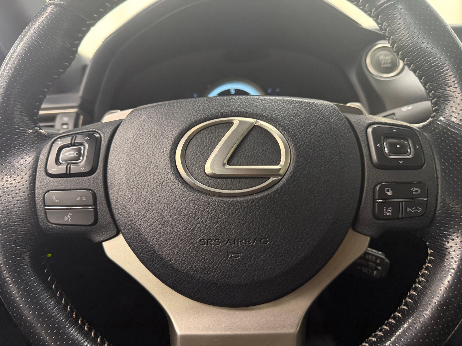 Thumbnail: 2017 Lexus IS - 5