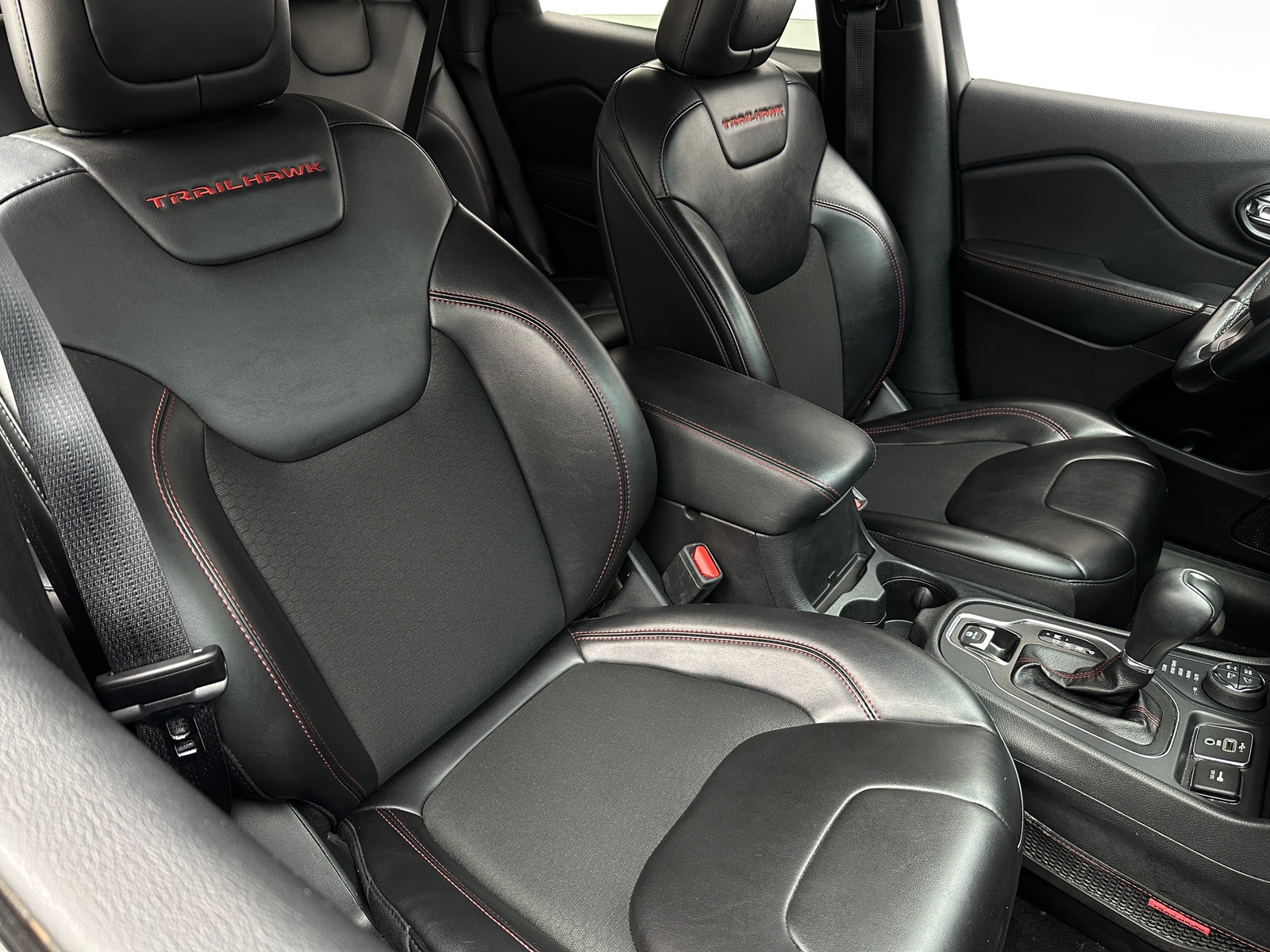 Thumbnail: 2020 Jeep Cherokee - 2