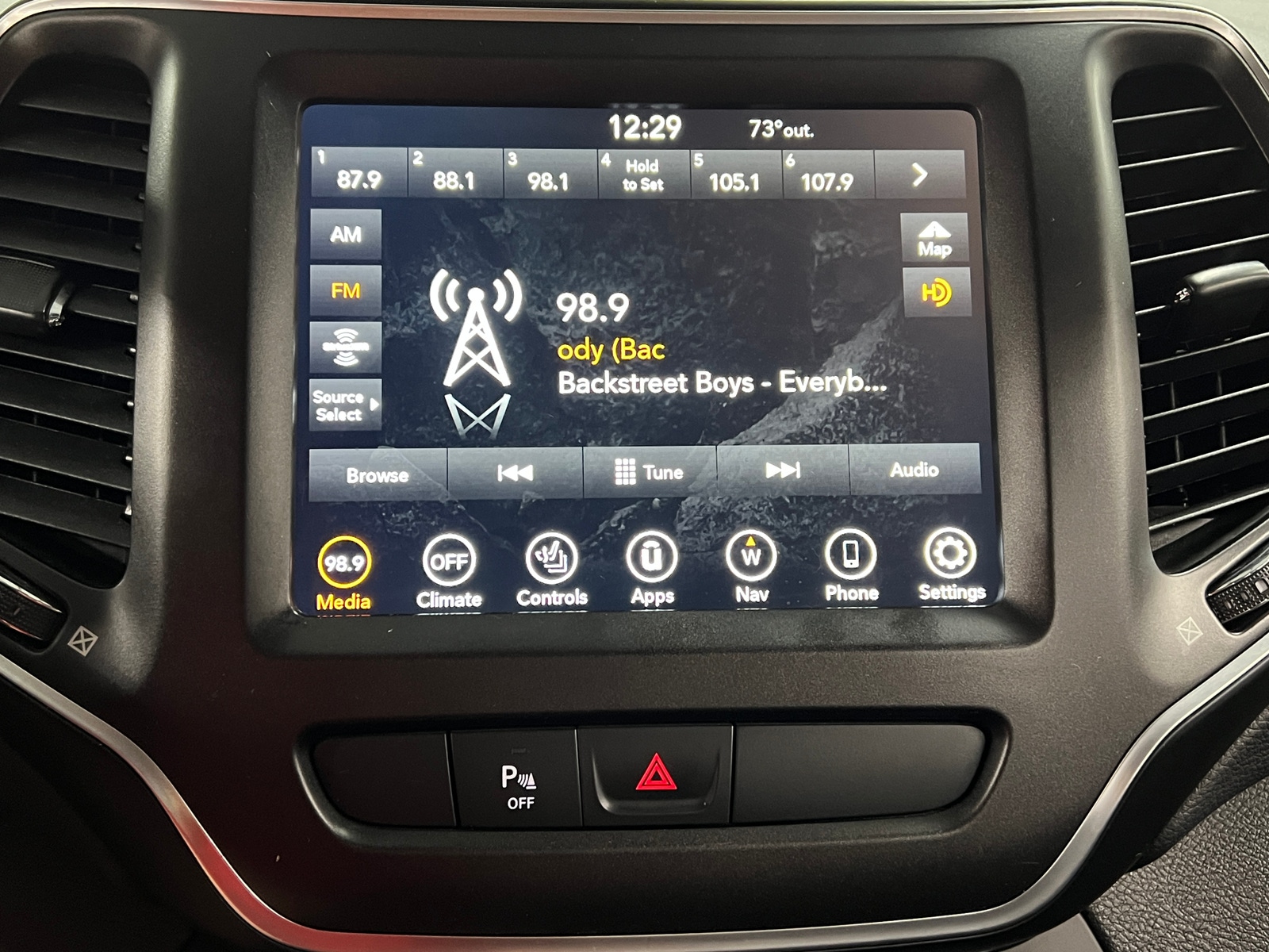 Thumbnail: 2020 Jeep Cherokee - 4
