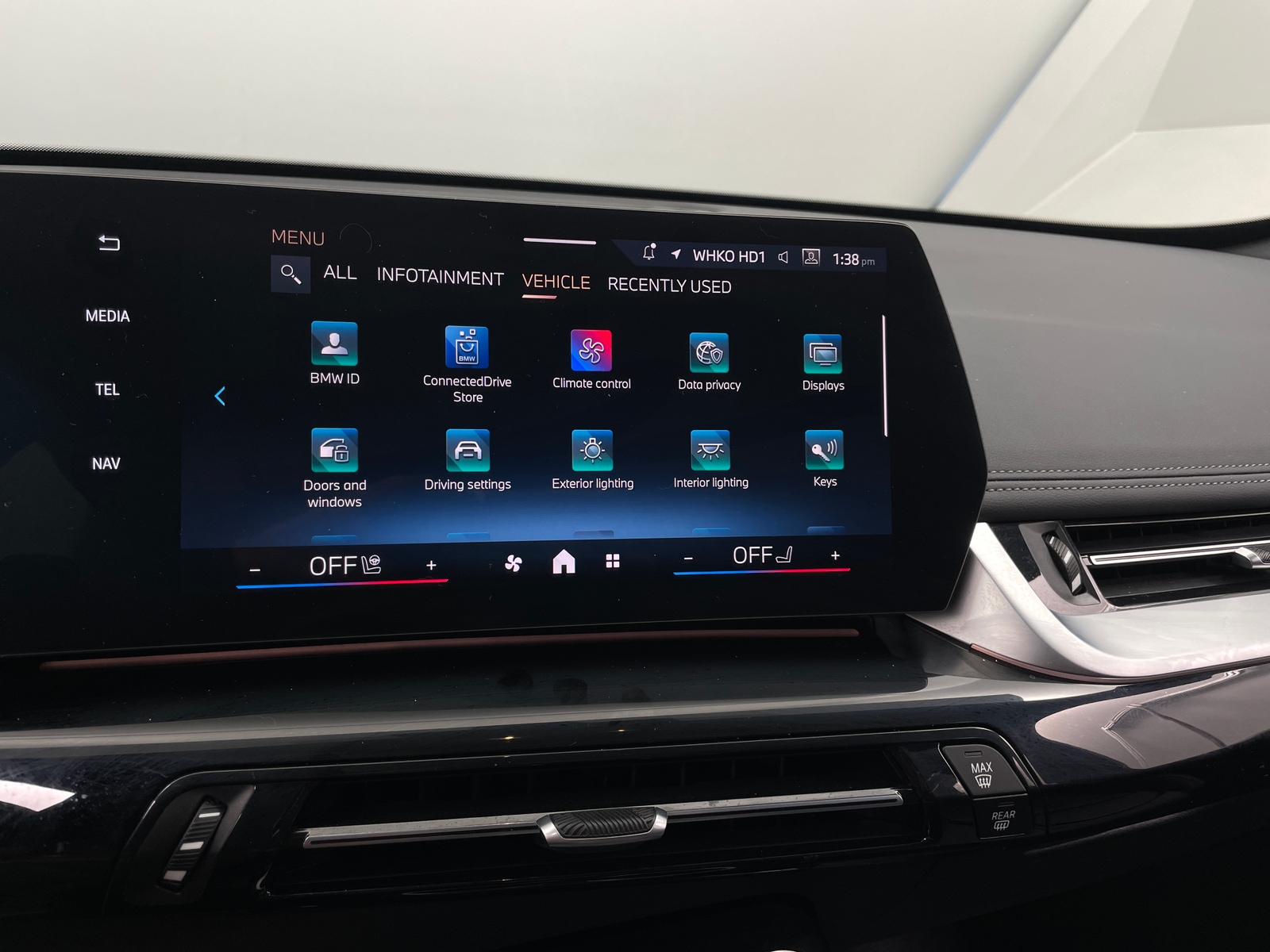 Thumbnail: 2024 BMW X1 - 3