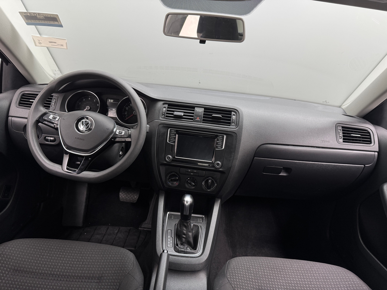 Thumbnail: 2016 Volkswagen Jetta - 3