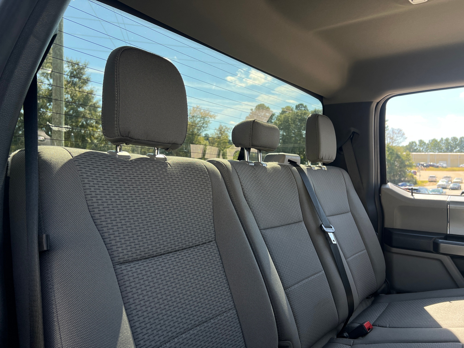 Thumbnail: 2020 Ford Econoline - 6