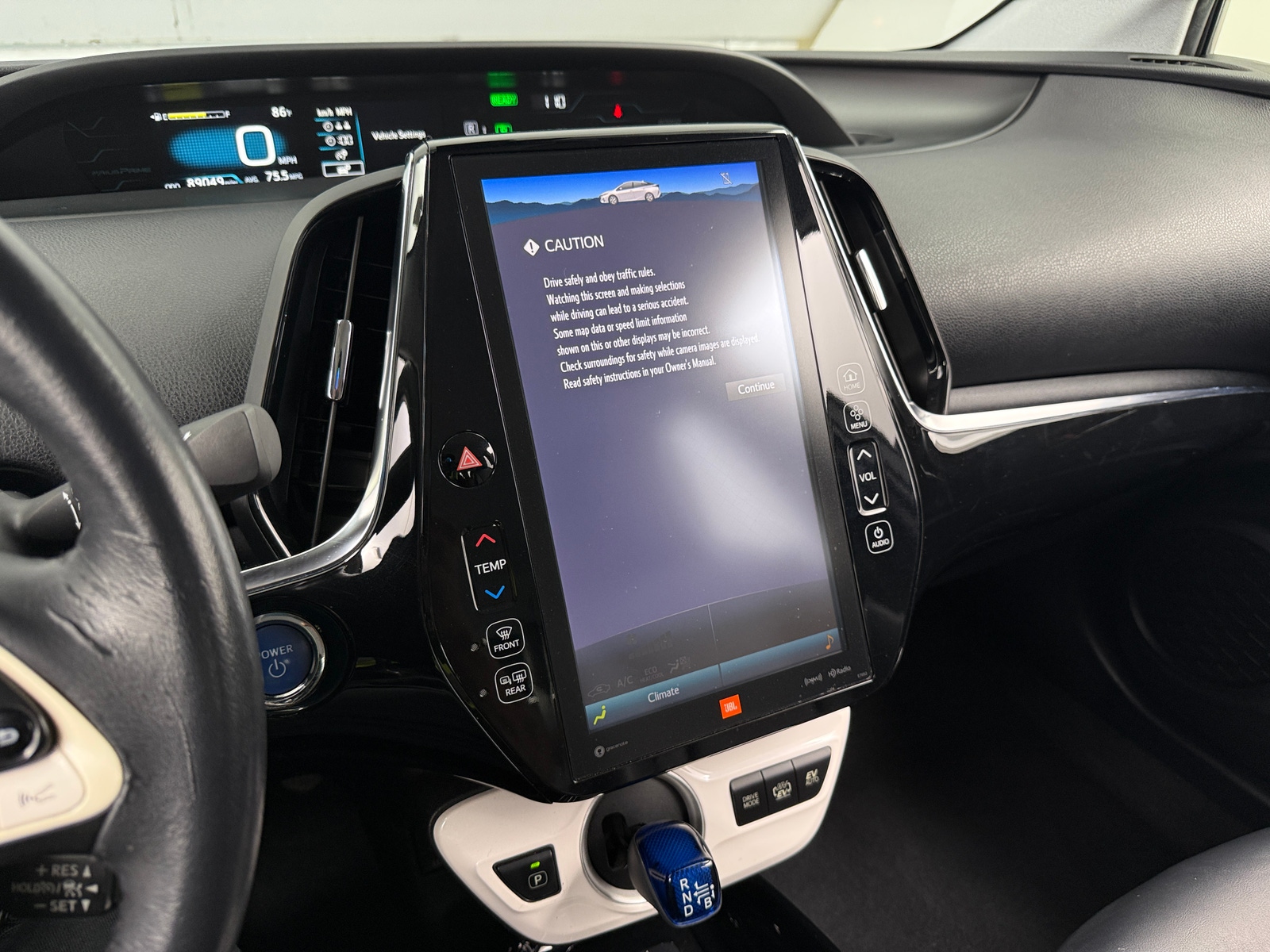 Thumbnail: 2017 Toyota Prius Prime - 4