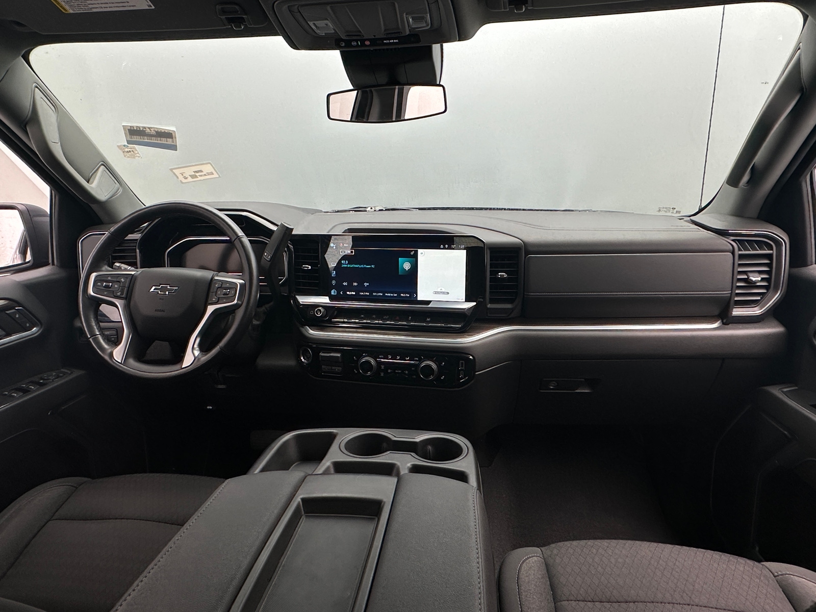 Thumbnail: 2022 Chevrolet Silverado 1500 - 3
