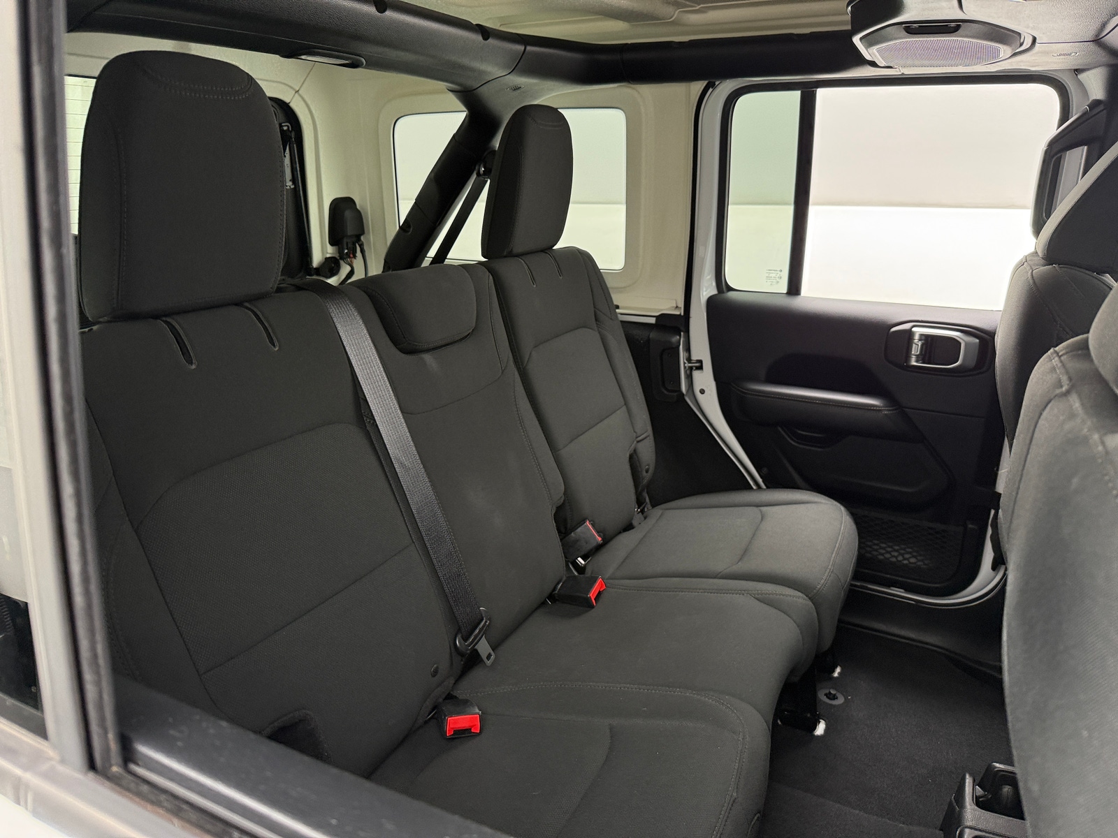 Thumbnail: 2018 Jeep Wrangler - 6