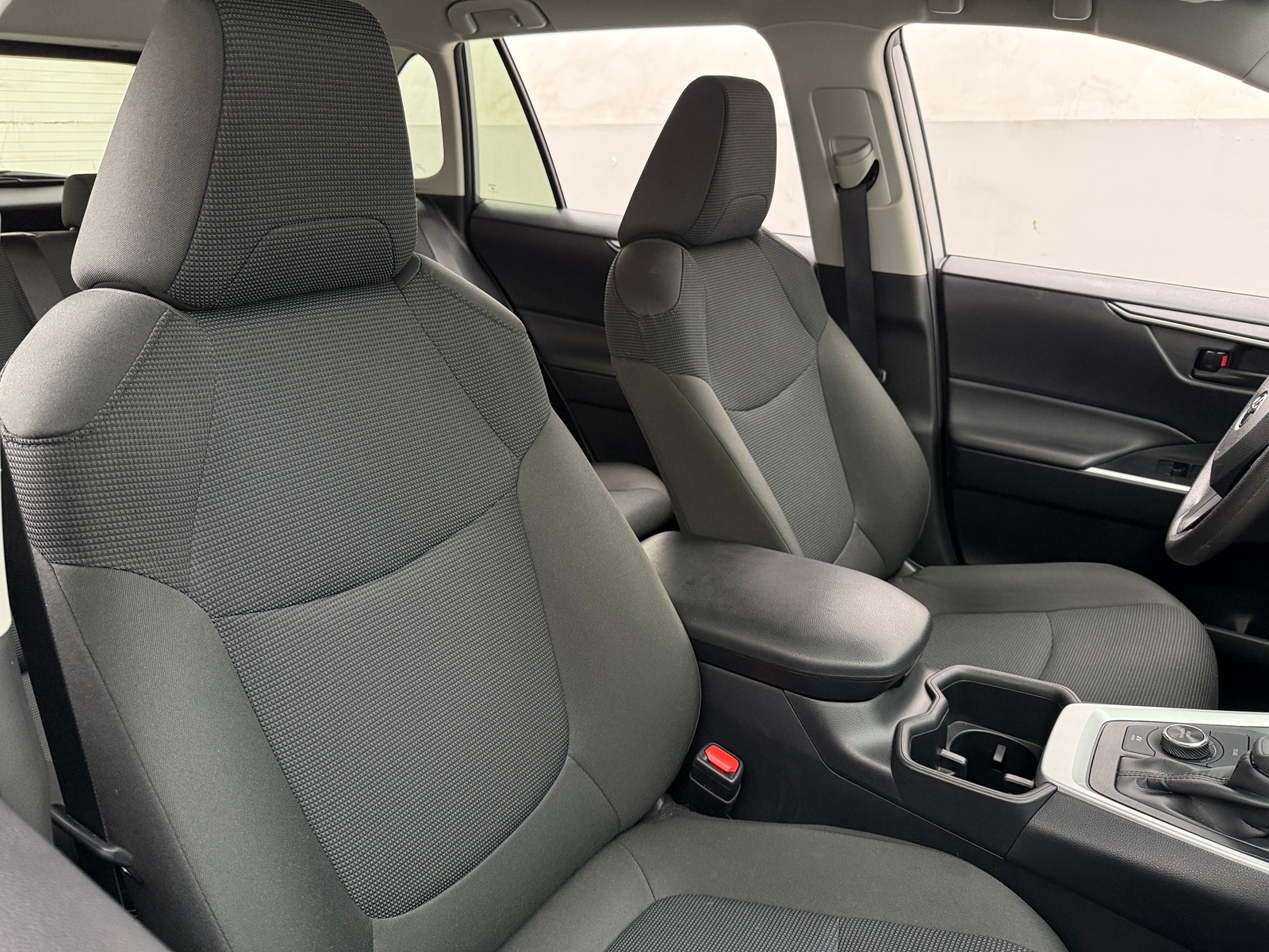 Thumbnail: 2025 Toyota RAV4 - 2