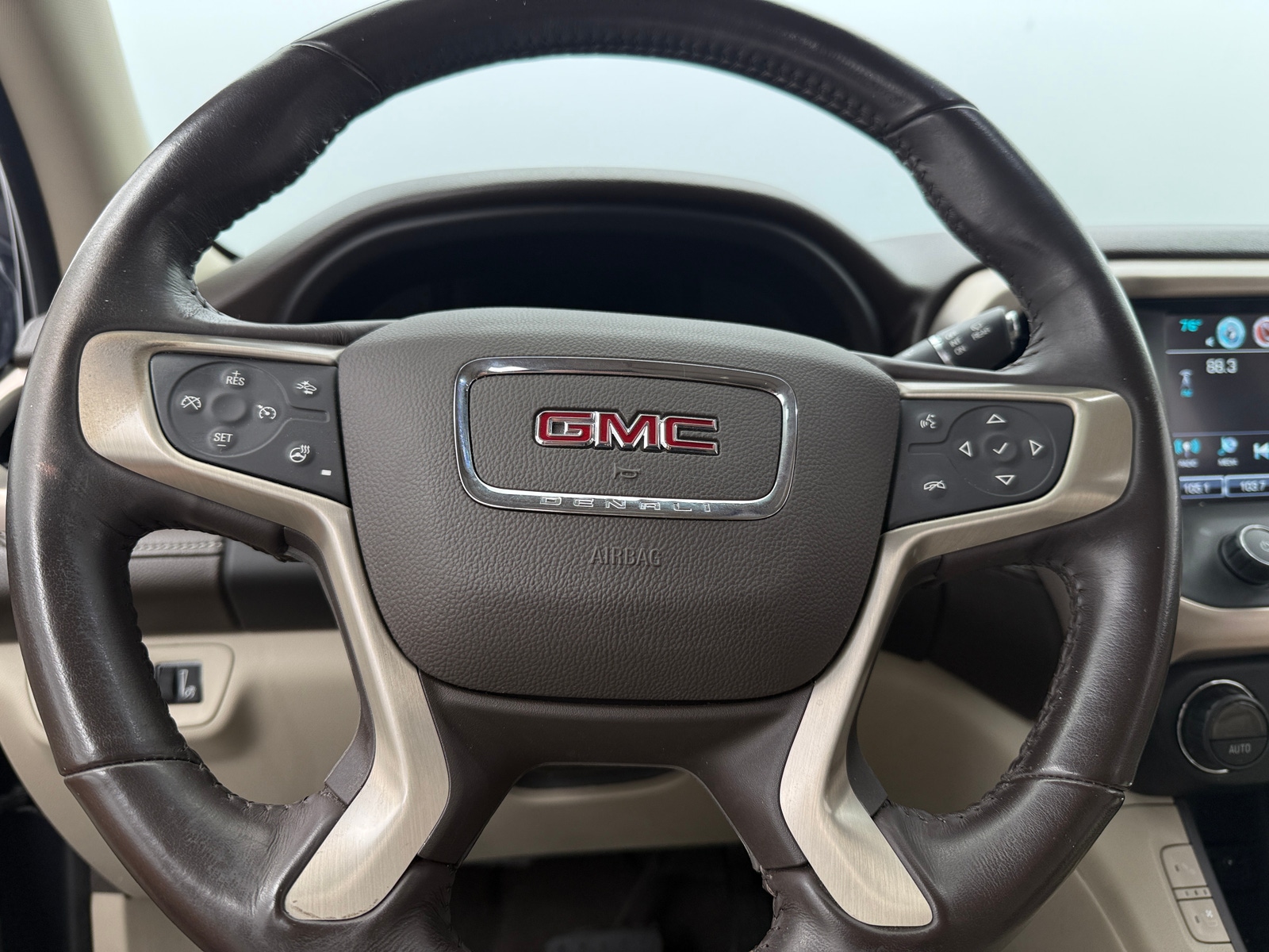 Thumbnail: 2019 GMC Acadia - 4