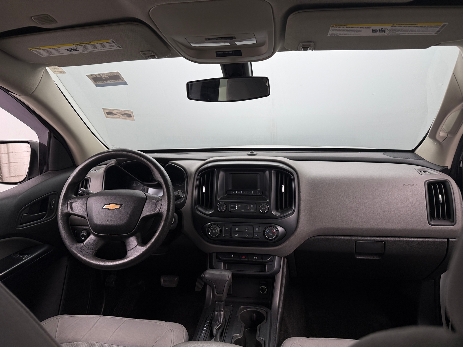 Thumbnail: 2017 Chevrolet Colorado - 3