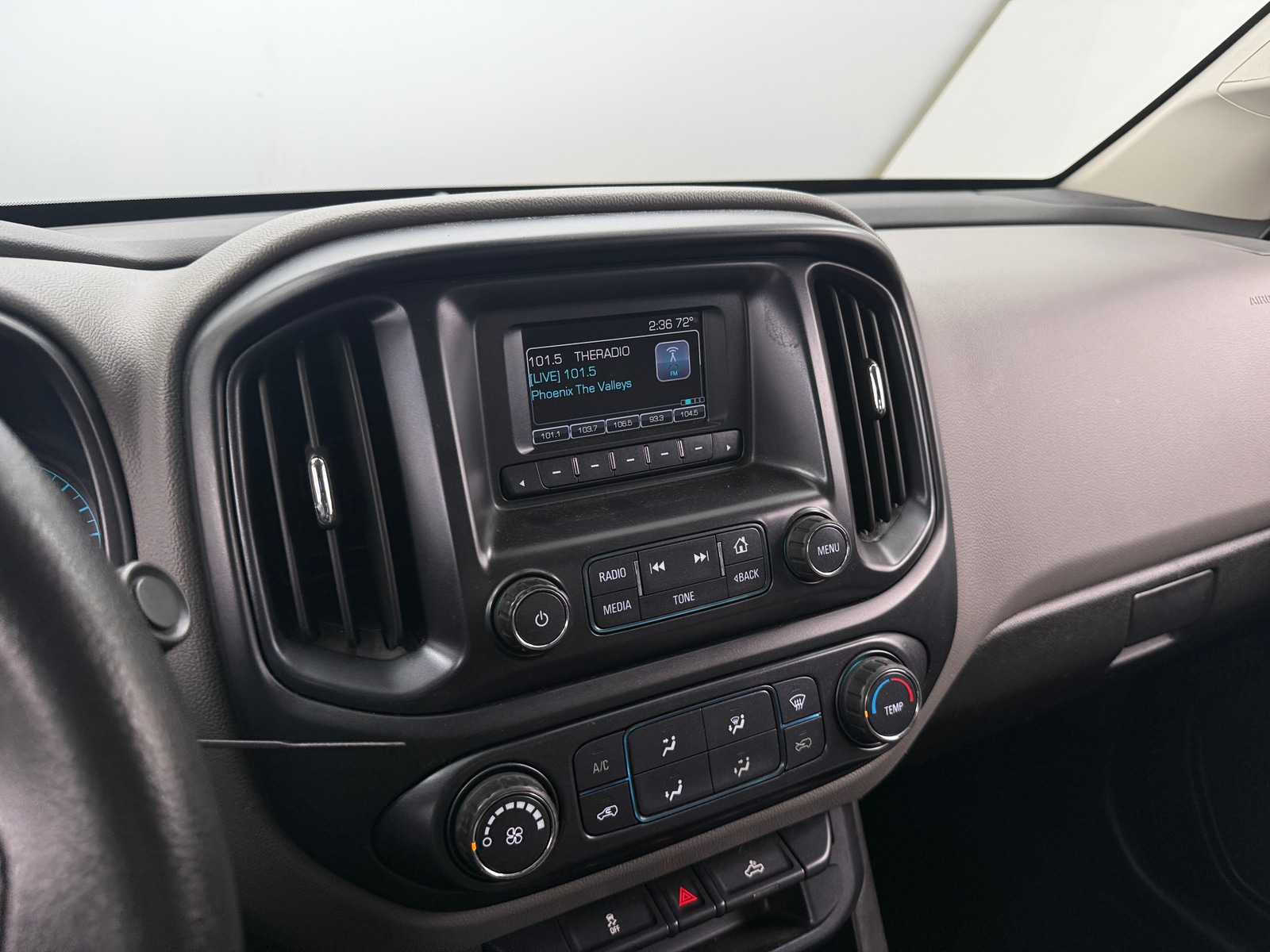 Thumbnail: 2017 Chevrolet Colorado - 4