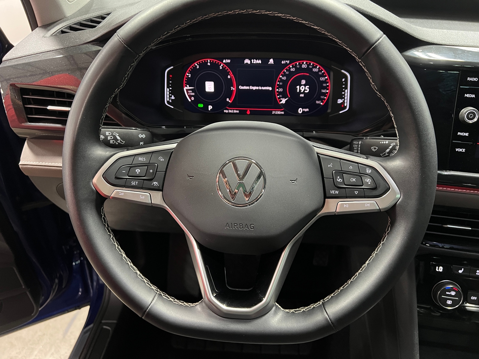 Thumbnail: 2024 Volkswagen Taos - 4