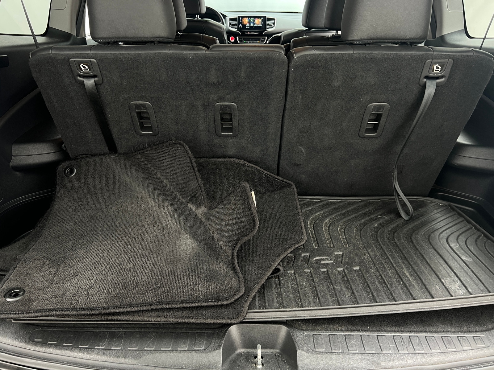 Thumbnail: 2019 Honda Pilot - 6