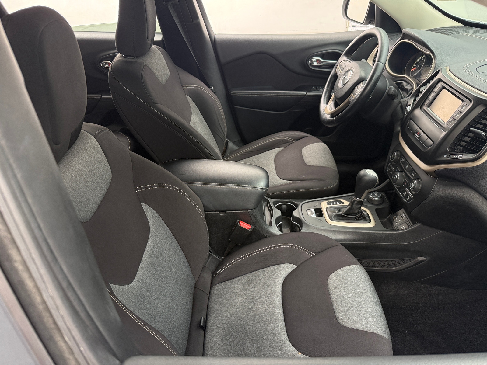 Thumbnail: 2014 Jeep Cherokee - 2