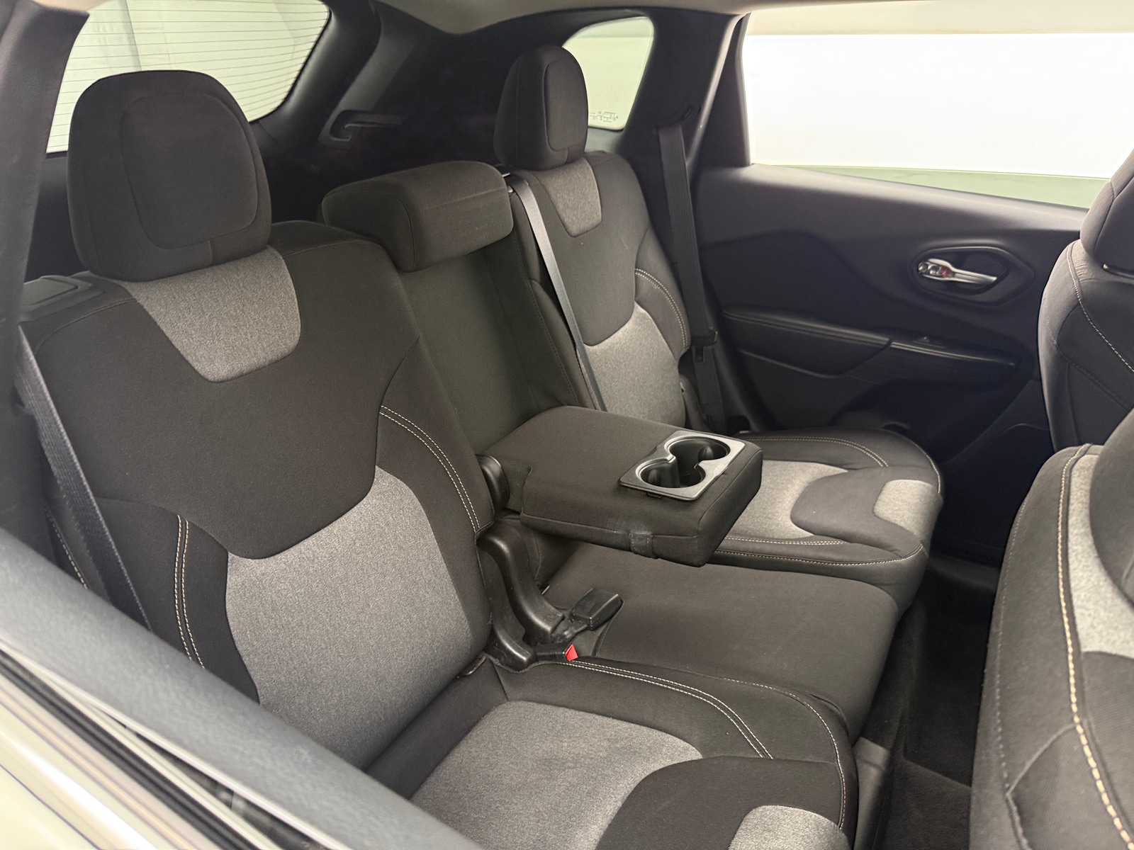 Thumbnail: 2014 Jeep Cherokee - 6