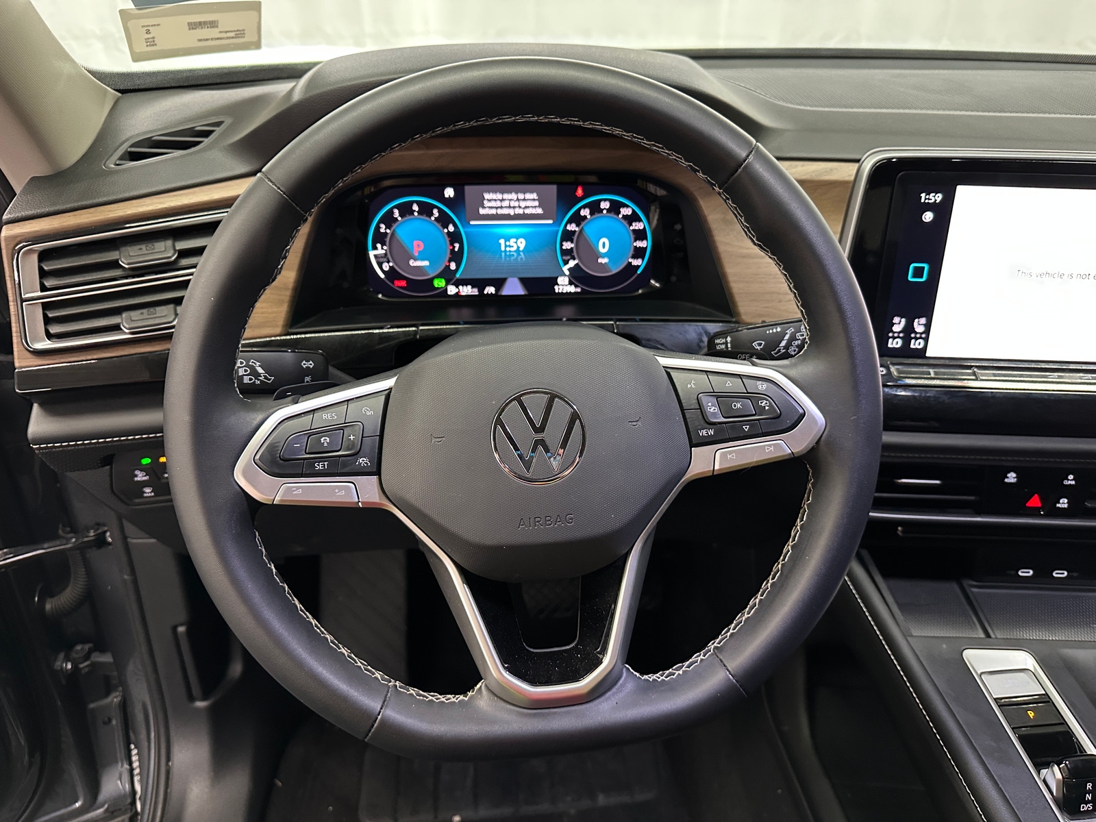 Thumbnail: 2024 Volkswagen Atlas - 4