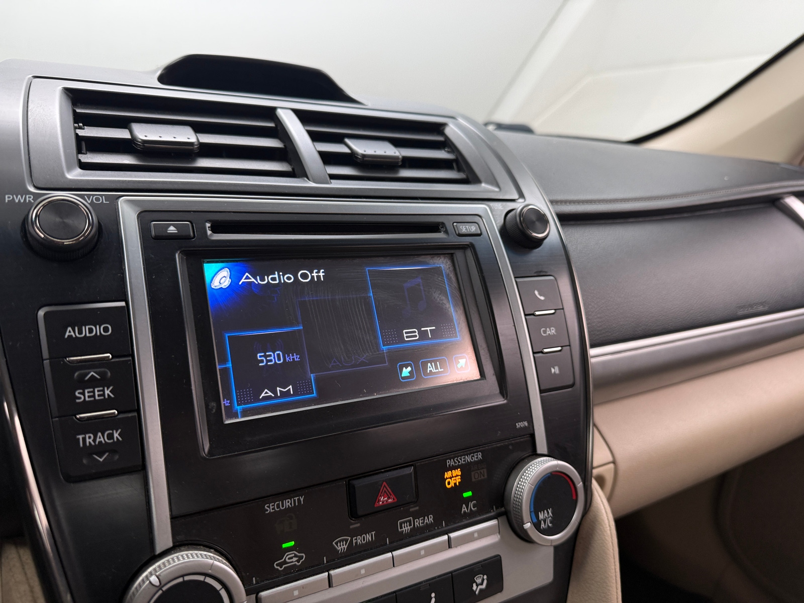 Thumbnail: 2013 Toyota Camry - 4