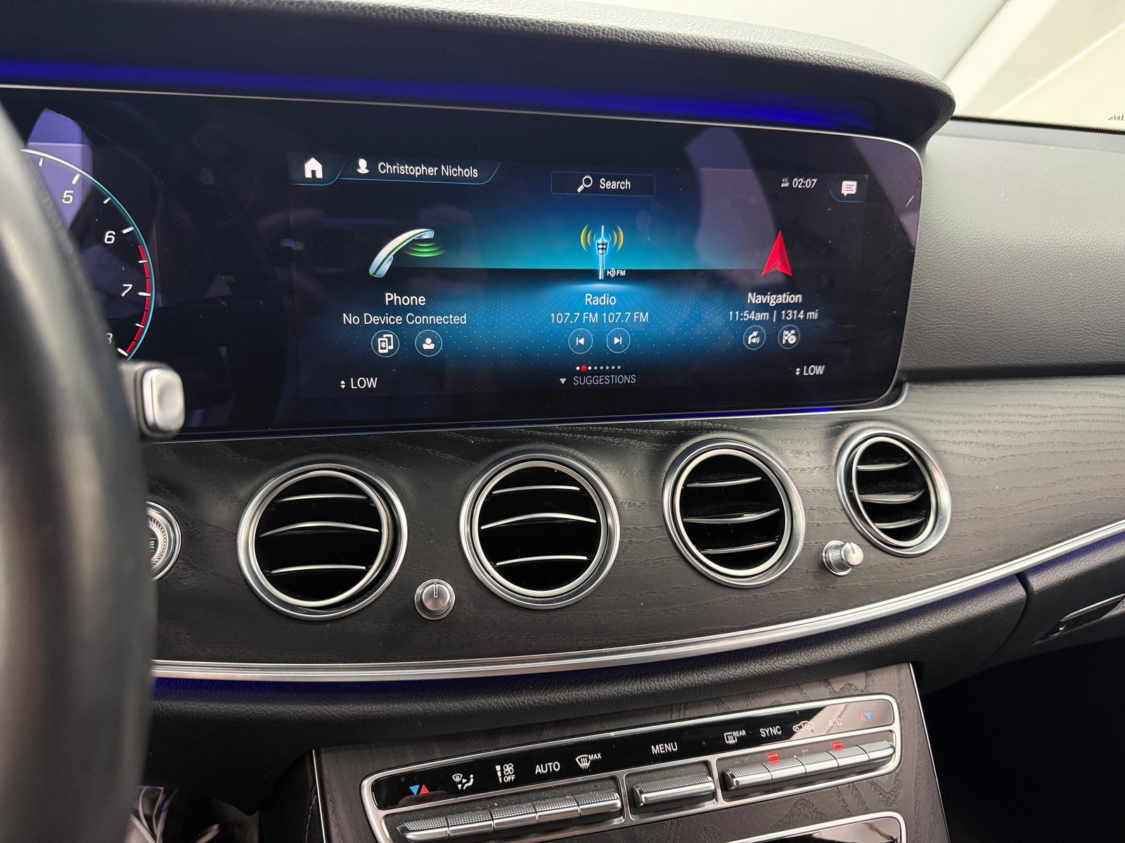 Thumbnail: 2021 Mercedes-Benz E-Class - 4