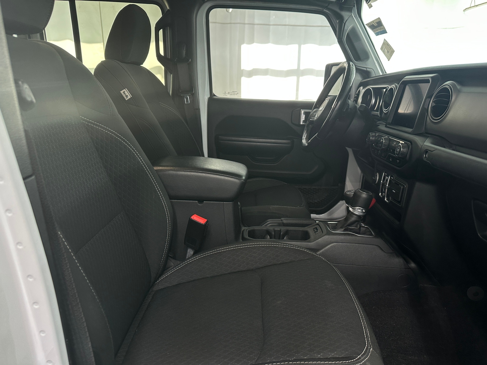 Thumbnail: 2021 Jeep Gladiator - 2