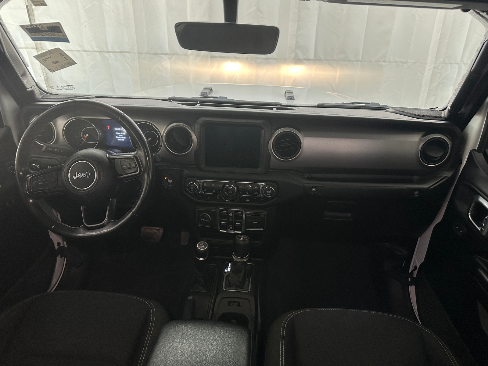 Thumbnail: 2021 Jeep Gladiator - 3