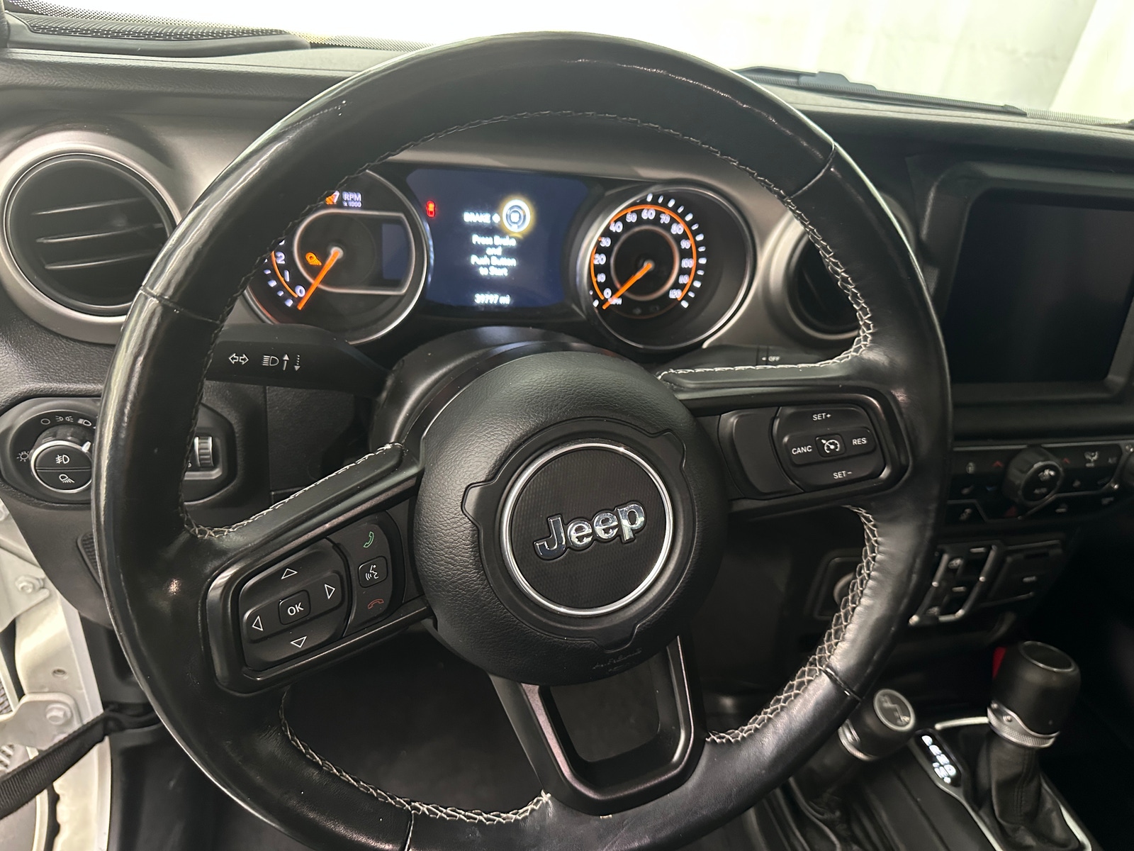 Thumbnail: 2021 Jeep Gladiator - 5