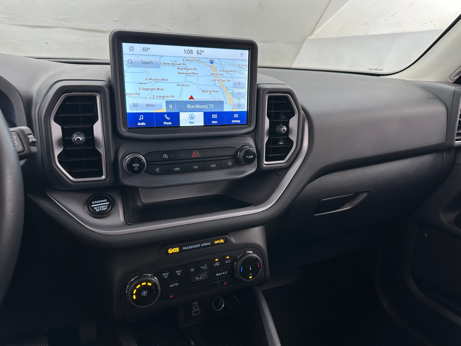 Thumbnail: 2023 Ford Bronco Sport - 4