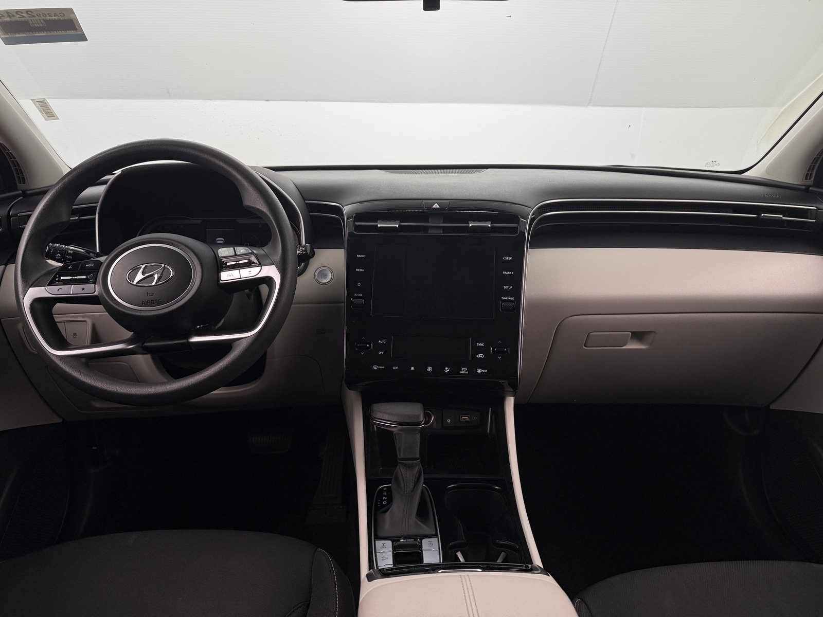 Thumbnail: 2024 Hyundai Tucson - 3