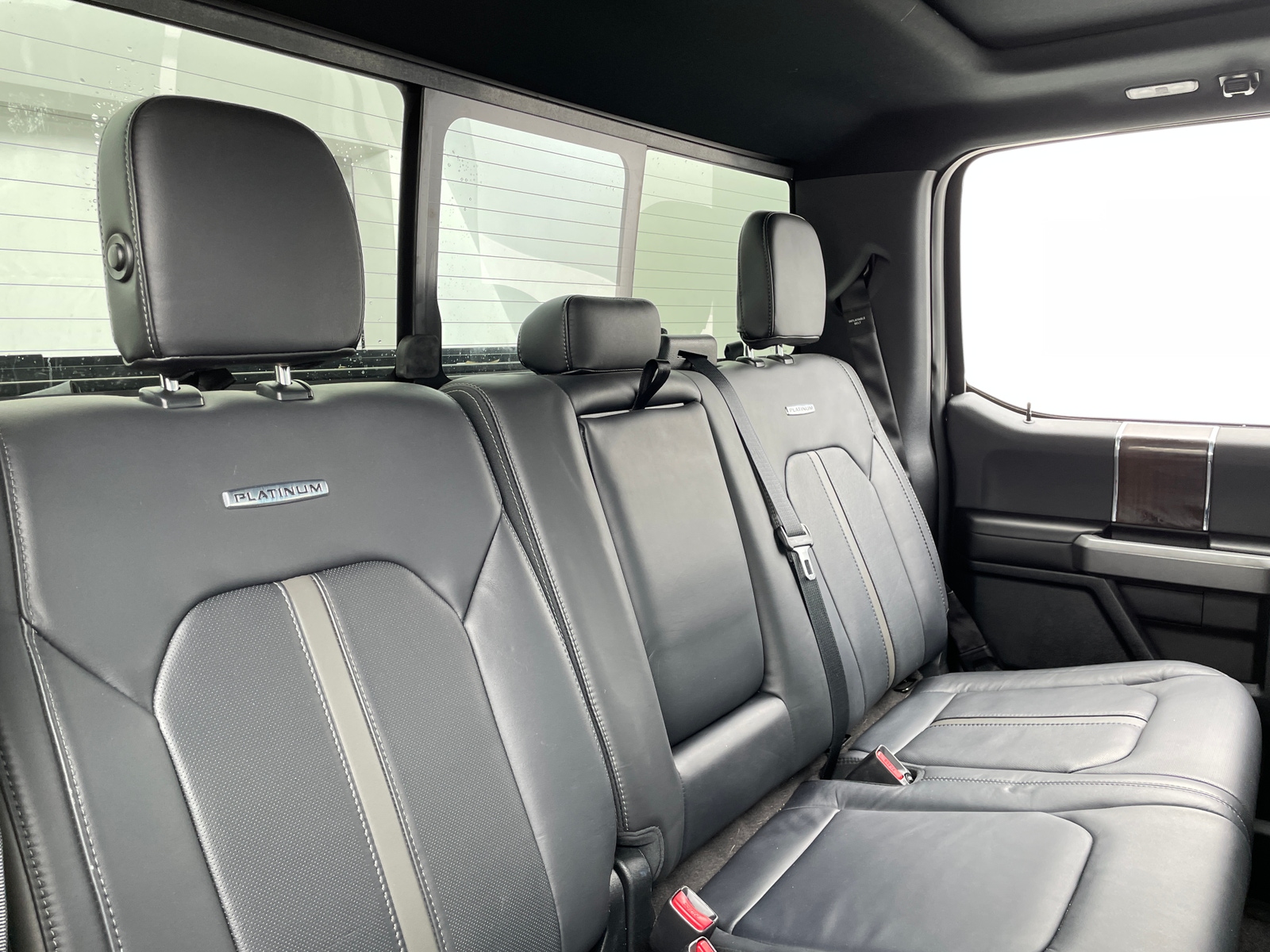 Thumbnail: 2016 Ford Econoline - 5
