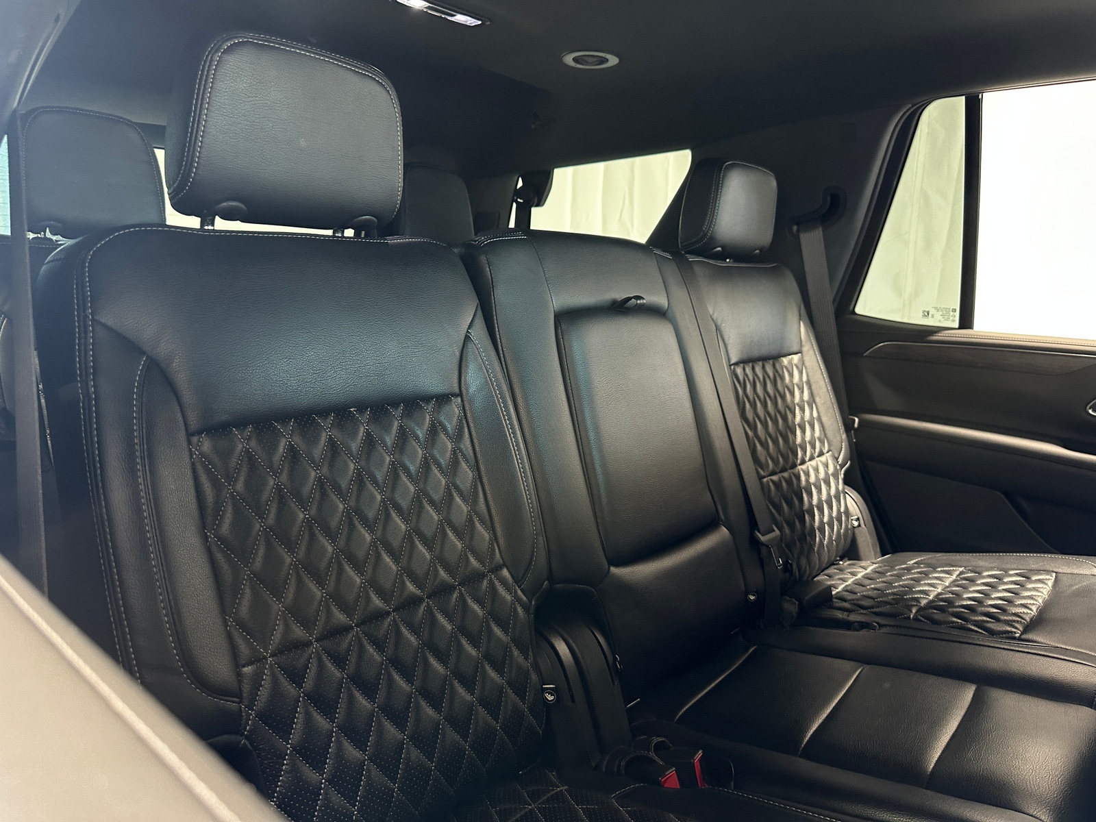 Thumbnail: 2022 Chevrolet Tahoe - 6