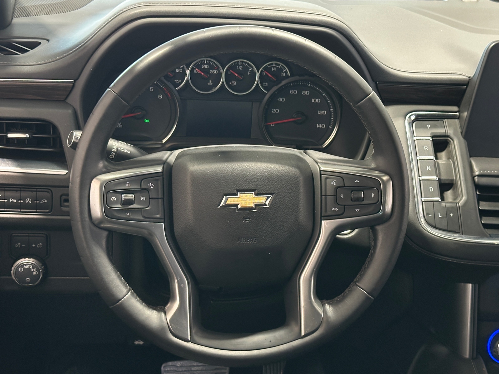 Thumbnail: 2022 Chevrolet Tahoe - 5