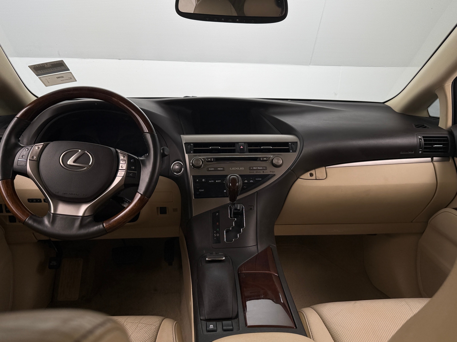 Thumbnail: 2015 Lexus RX - 3