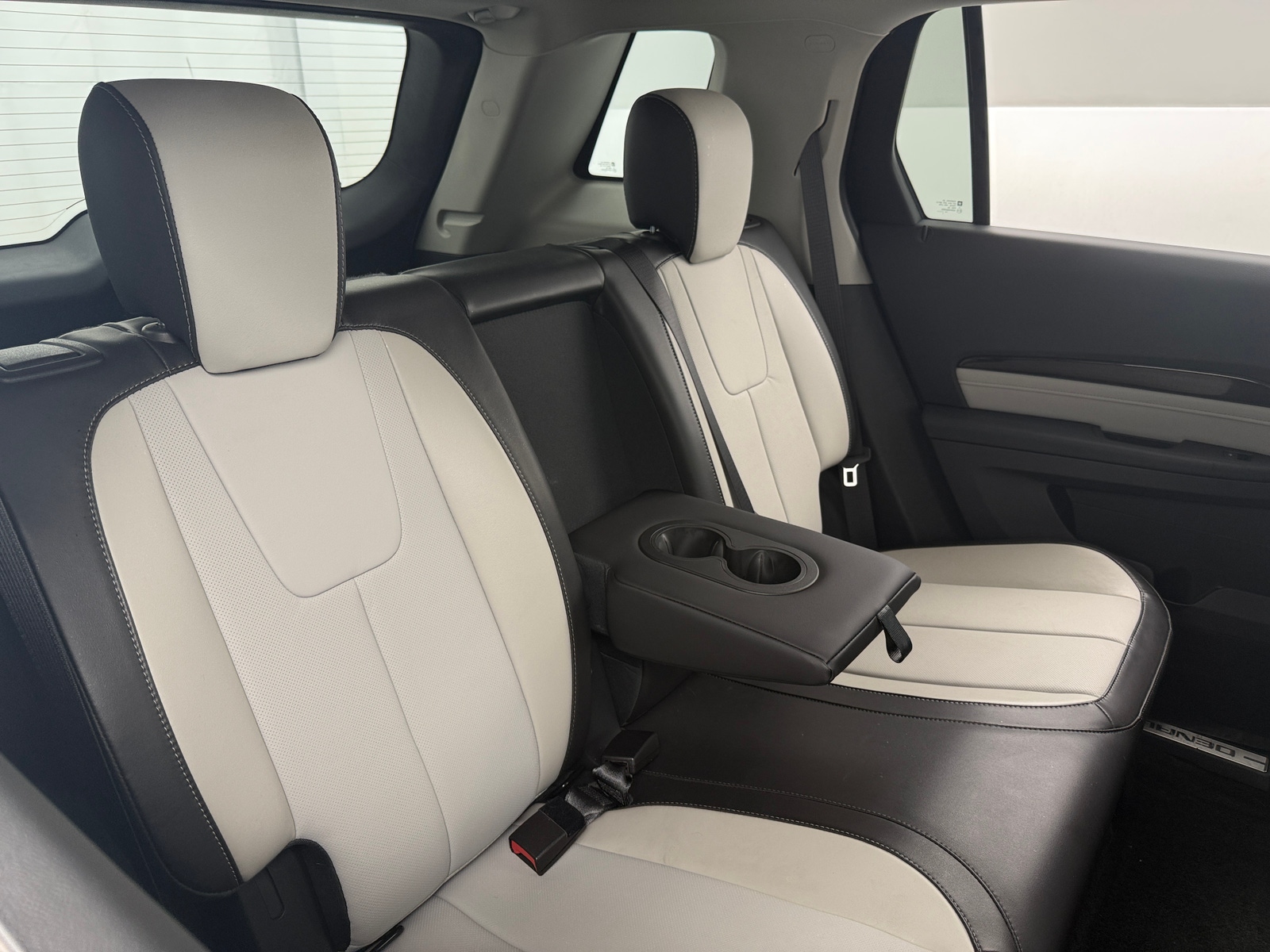 Thumbnail: 2017 GMC Terrain - 5