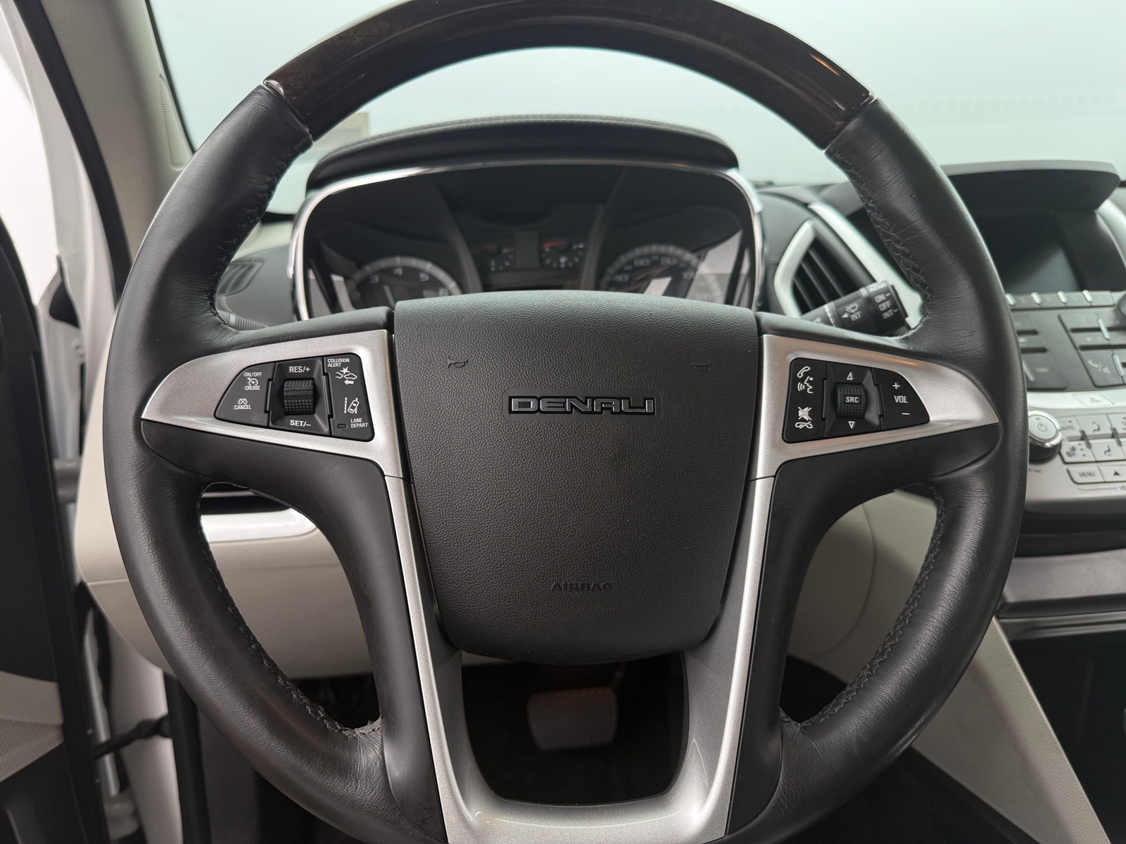 Thumbnail: 2017 GMC Terrain - 4