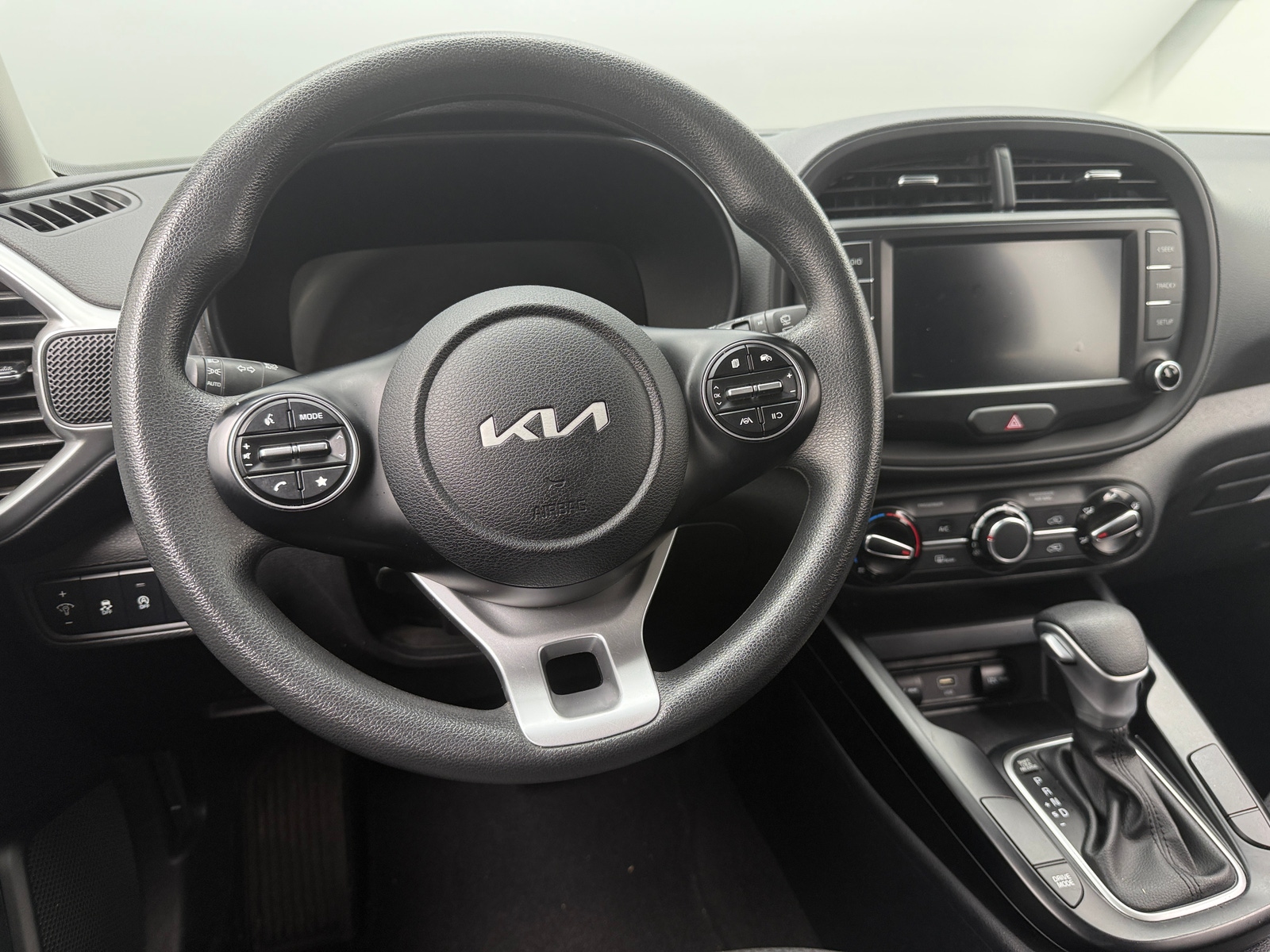 Thumbnail: 2023 Kia Soul - 5