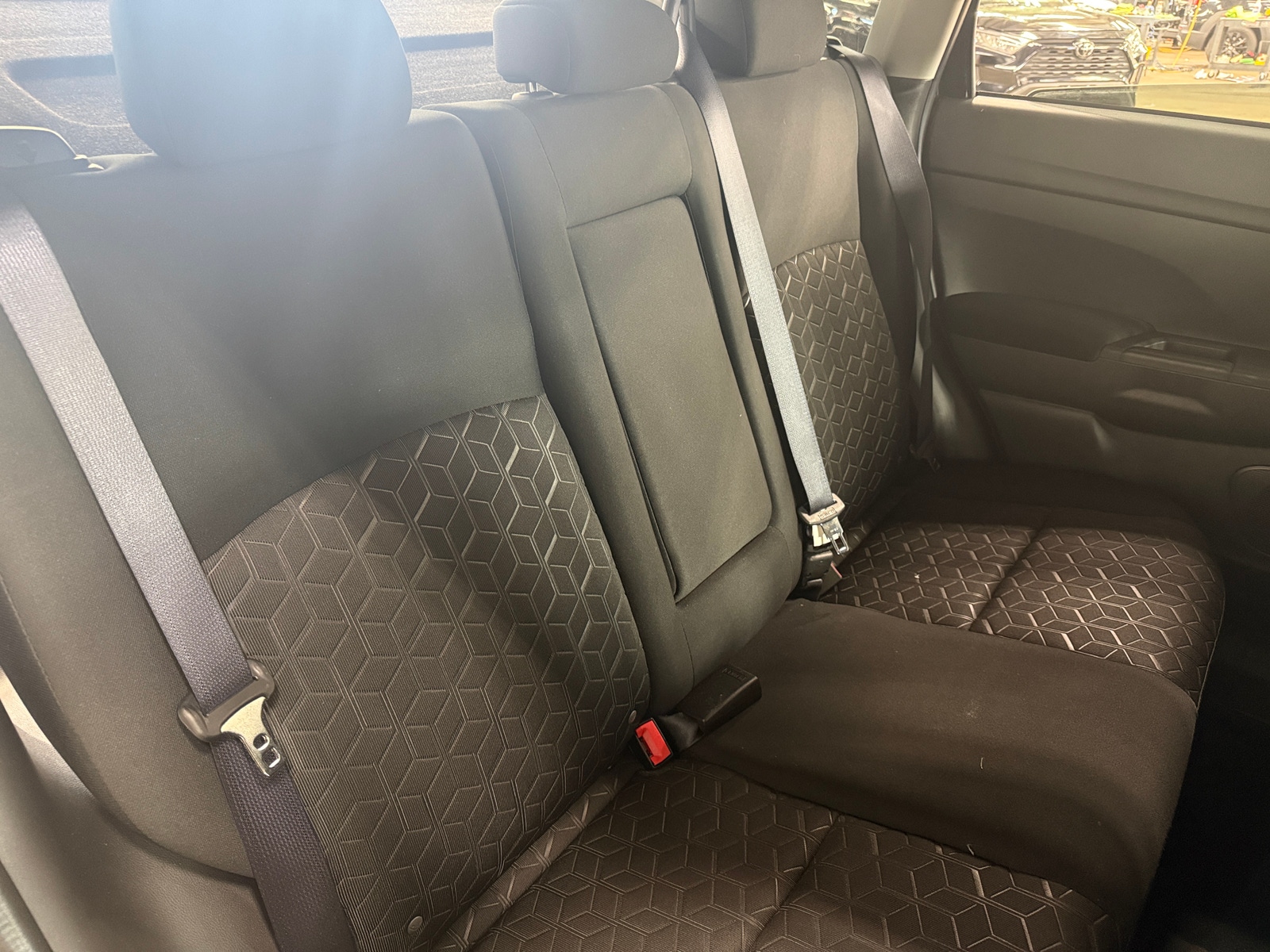 Thumbnail: 2022 Mitsubishi Outlander Sport - 6