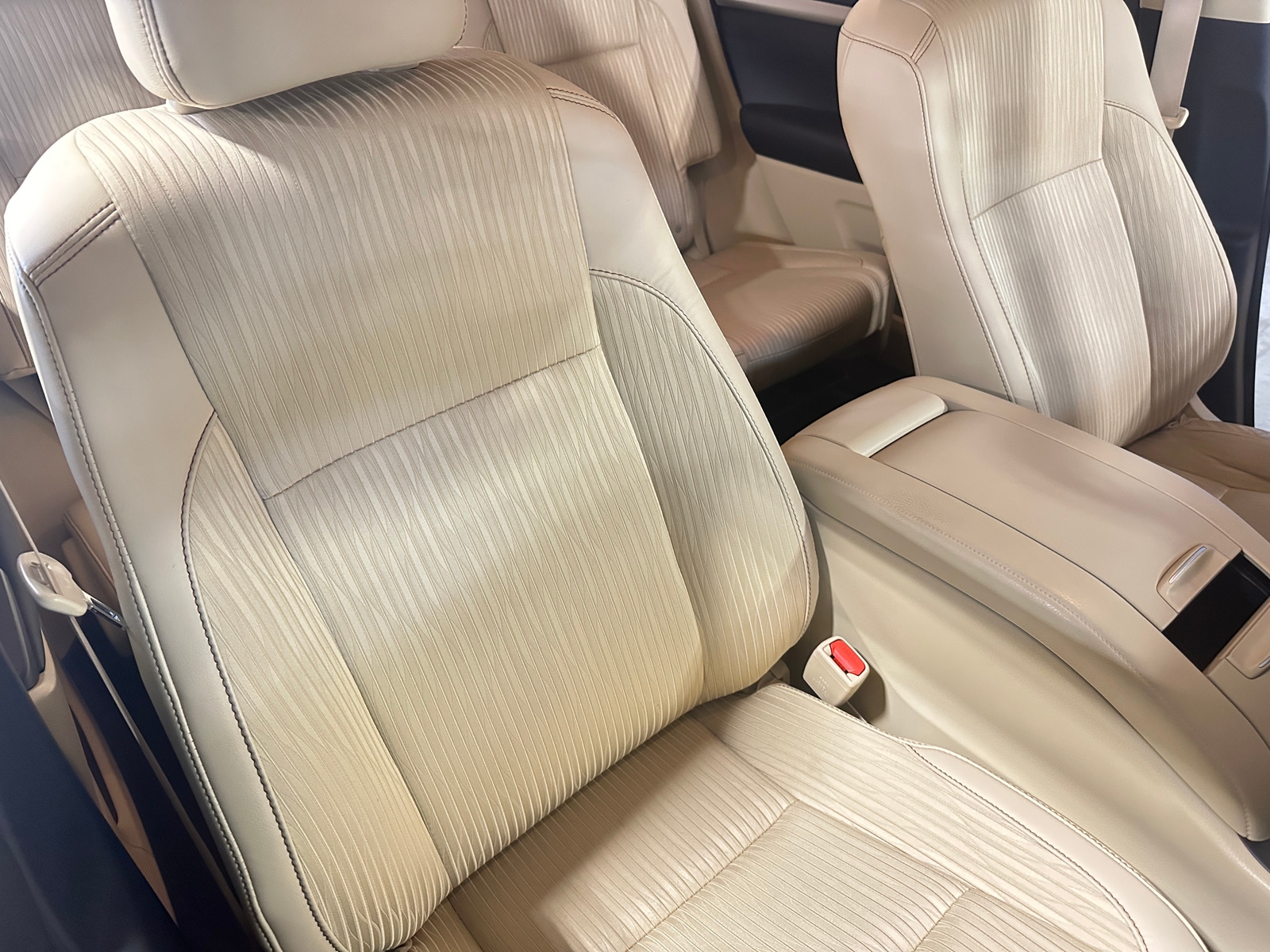 Thumbnail: 2015 Toyota Highlander - 2