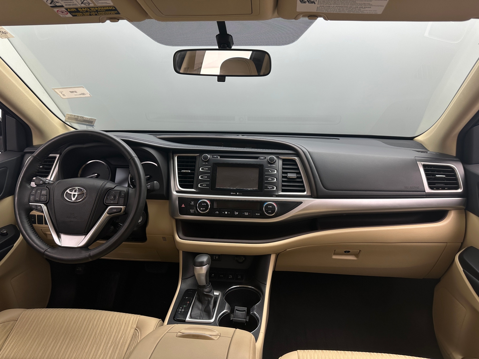 Thumbnail: 2015 Toyota Highlander - 3