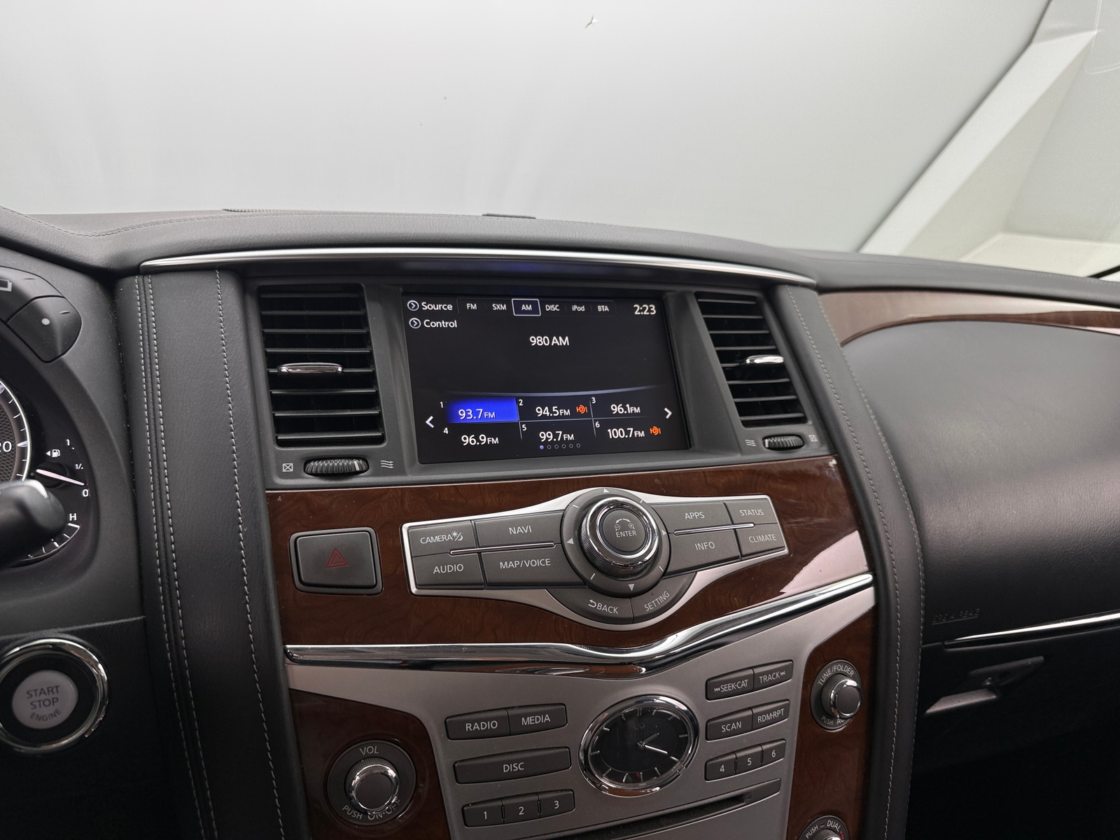 Thumbnail: 2019 INFINITI QX80 - 3
