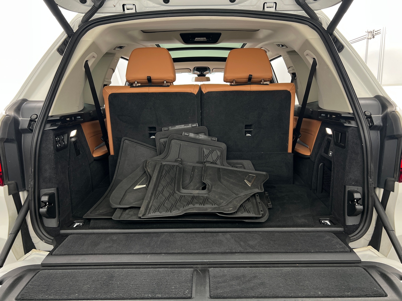 Thumbnail: 2020 BMW X7 - 6