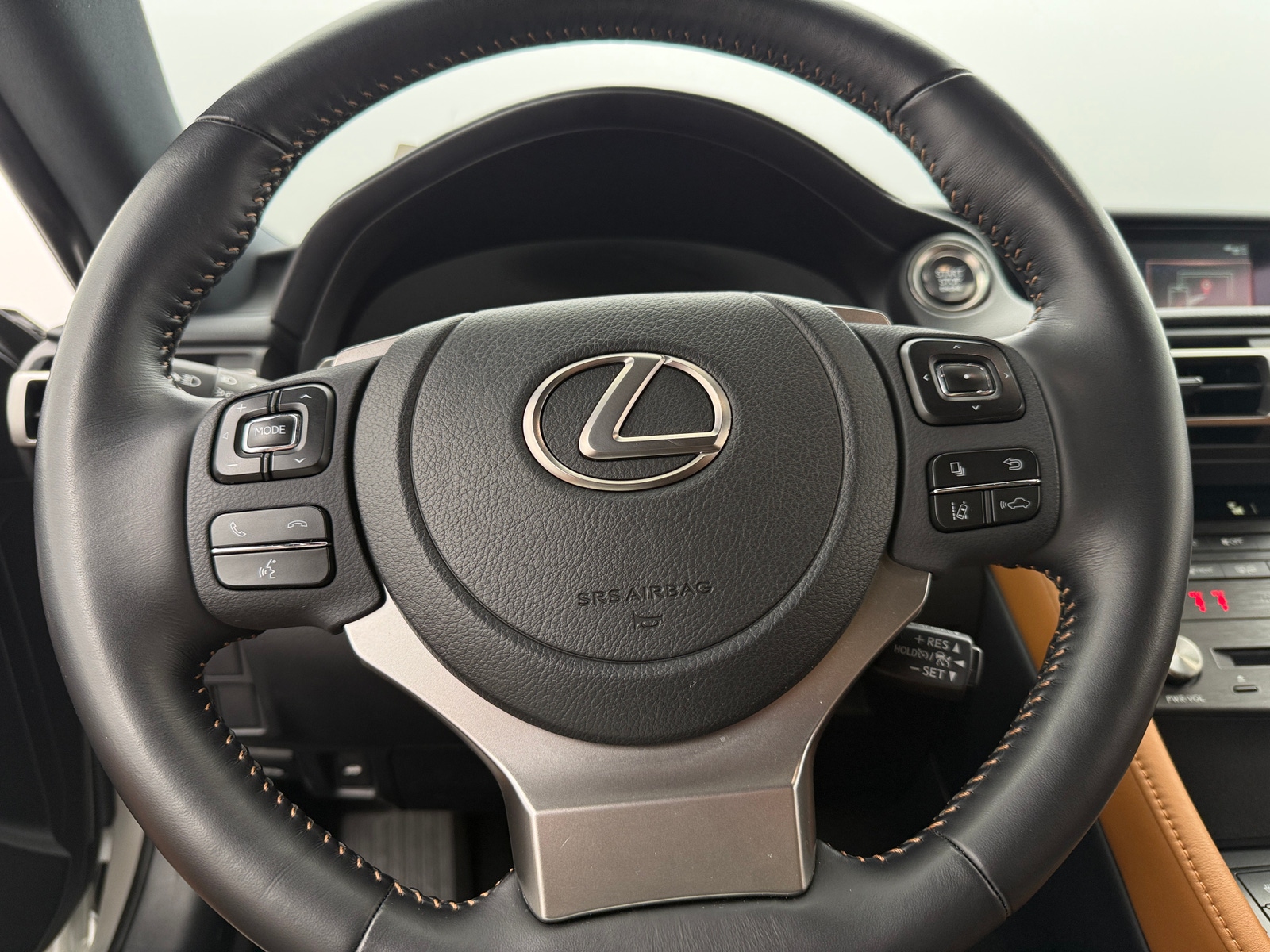 Thumbnail: 2022 Lexus RC - 3