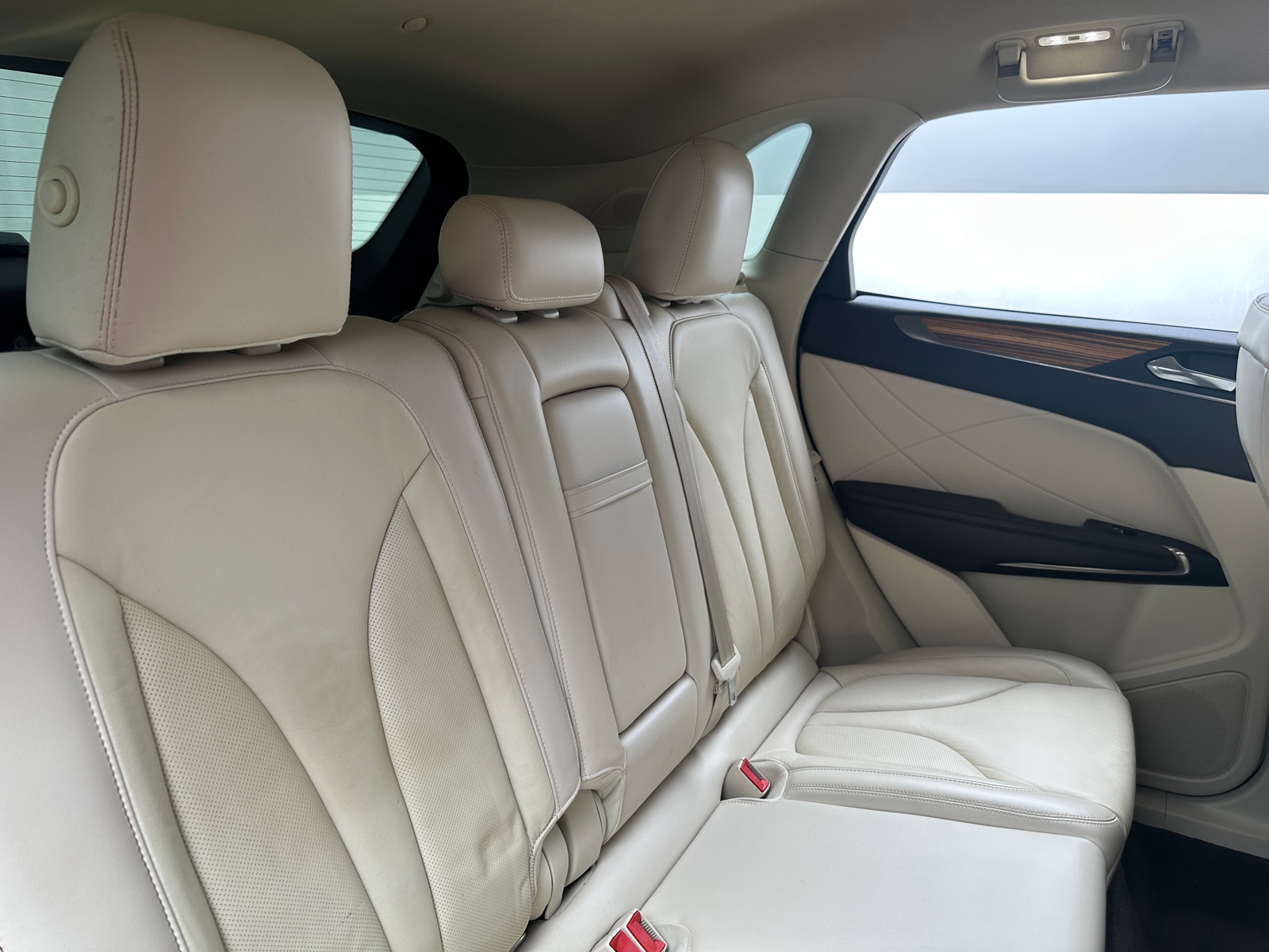 Thumbnail: 2015 Lincoln MKC - 5