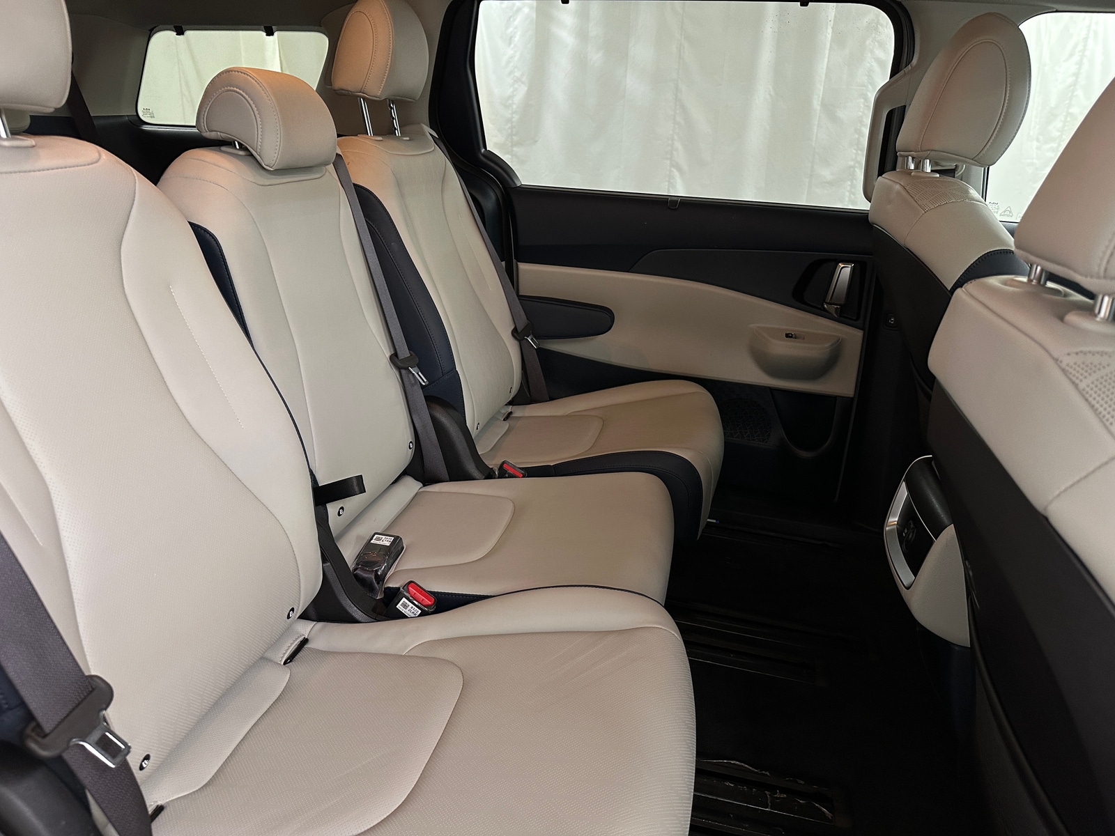 Thumbnail: 2025 Kia Carnival - 5