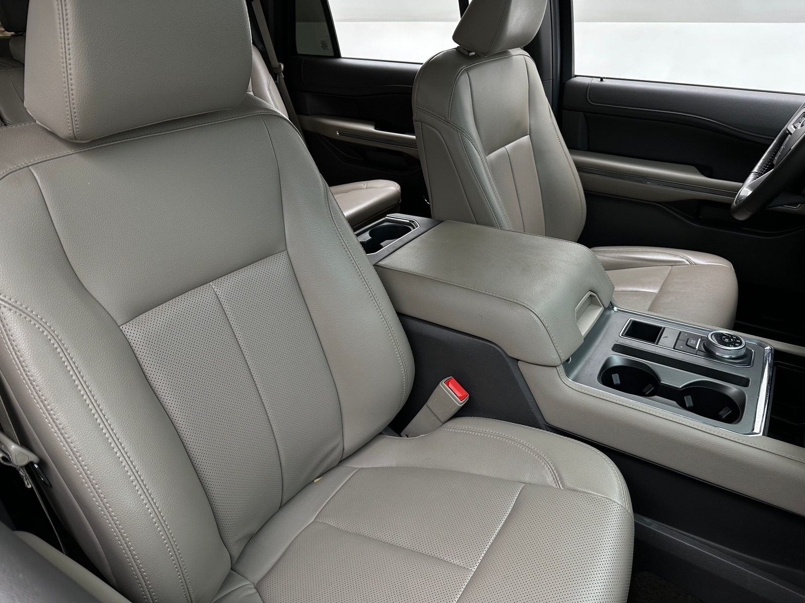 Thumbnail: 2021 Ford Expedition - 2