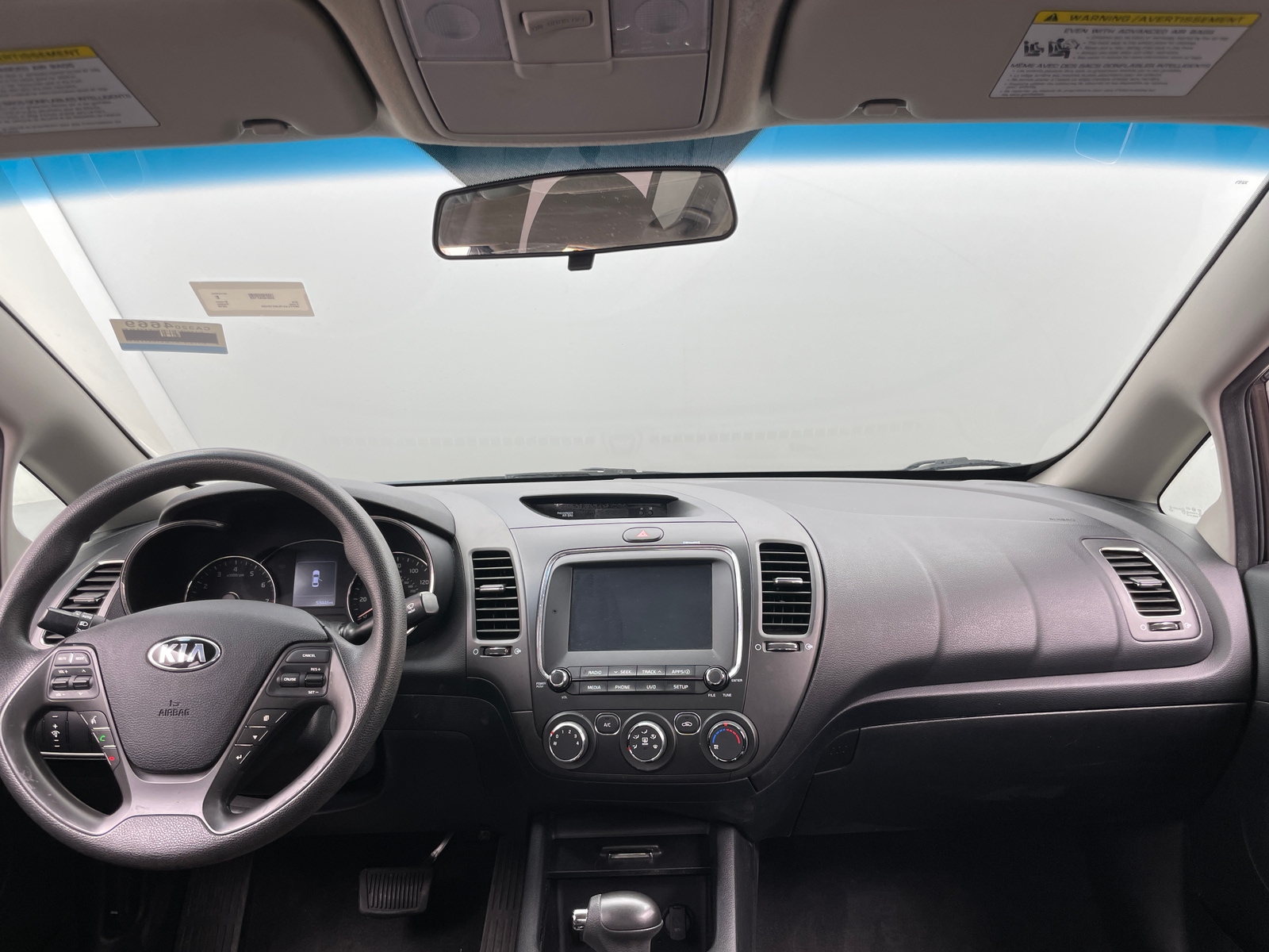 Thumbnail: 2018 Kia Forte - 3