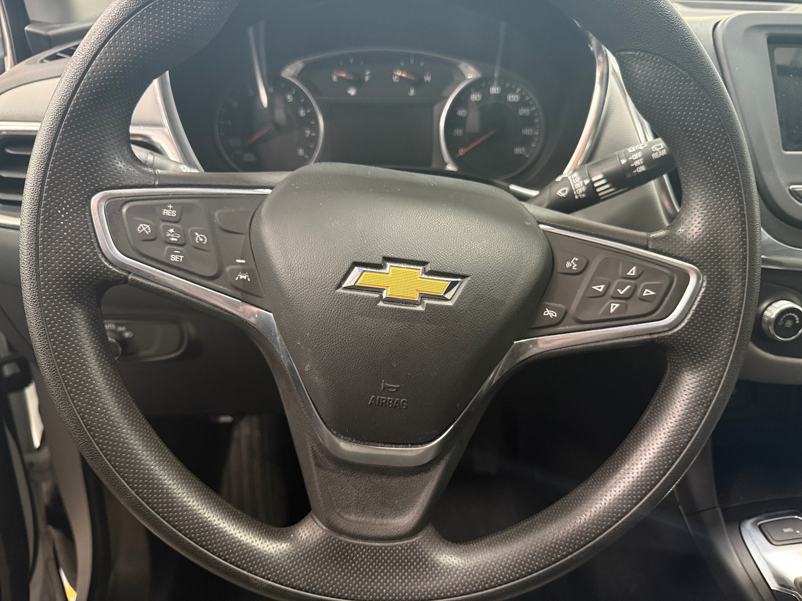 Thumbnail: 2022 Chevrolet Equinox - 5