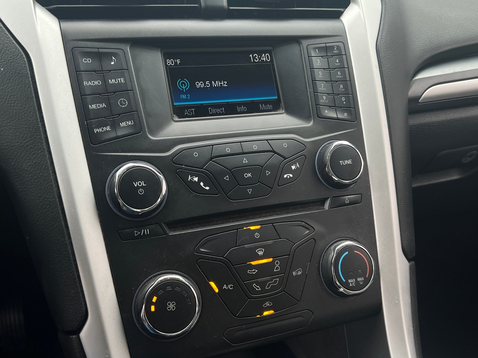 Thumbnail: 2015 Ford Fusion - 4