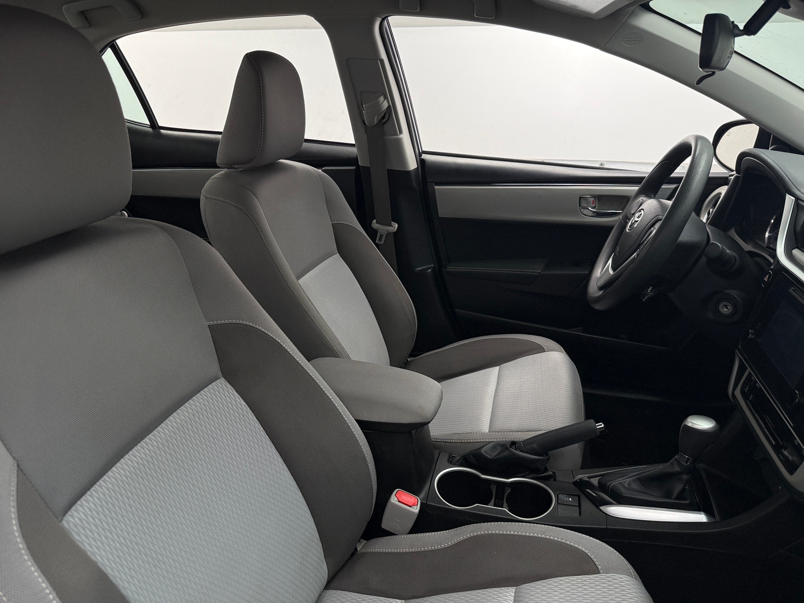 Thumbnail: 2018 Toyota Corolla - 2